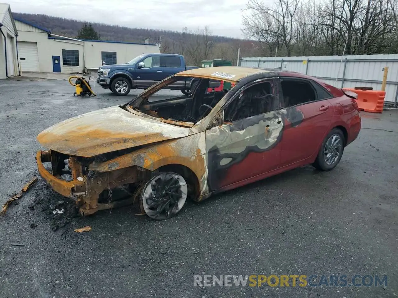 1 fotografías del automóvil dañado KMHLM4DG3RU845359 HYUNDAI ELANTRA 2024