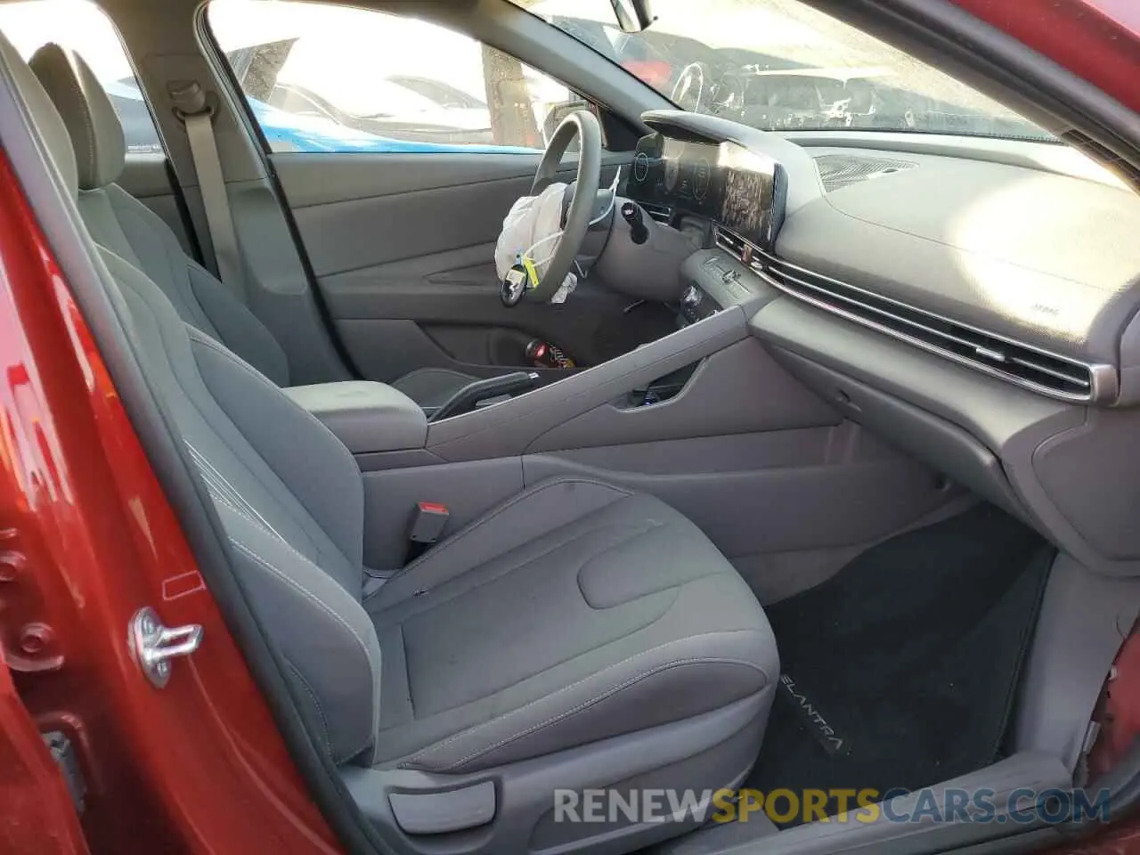 7 fotografías del automóvil dañado KMHLM4DG4RU657451 HYUNDAI ELANTRA 2024