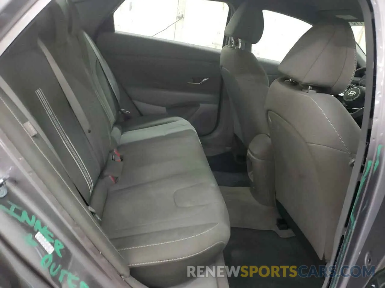 10 fotografías del automóvil dañado KMHLM4DG4RU833690 HYUNDAI ELANTRA 2024