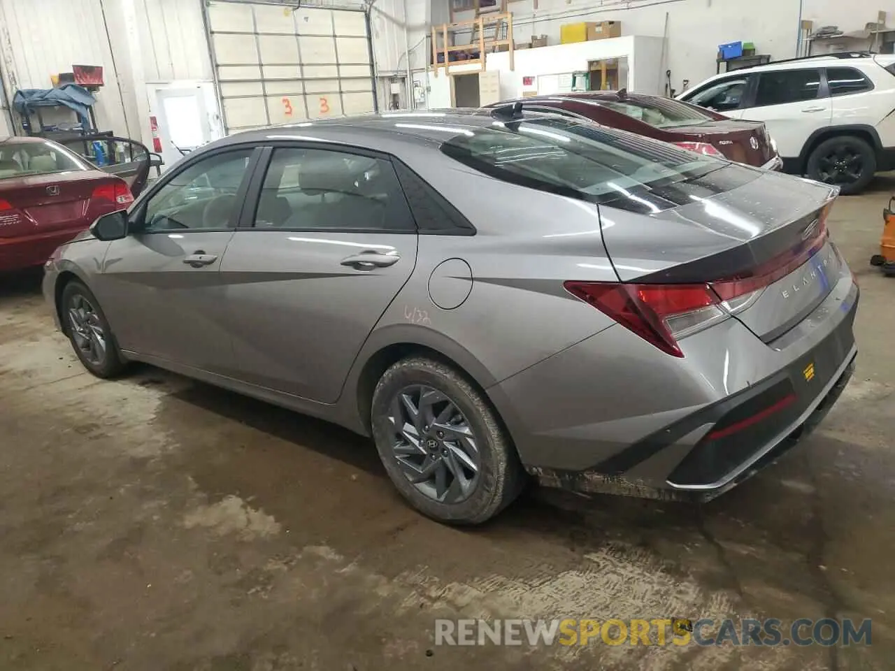 2 fotografías del automóvil dañado KMHLM4DG4RU833690 HYUNDAI ELANTRA 2024