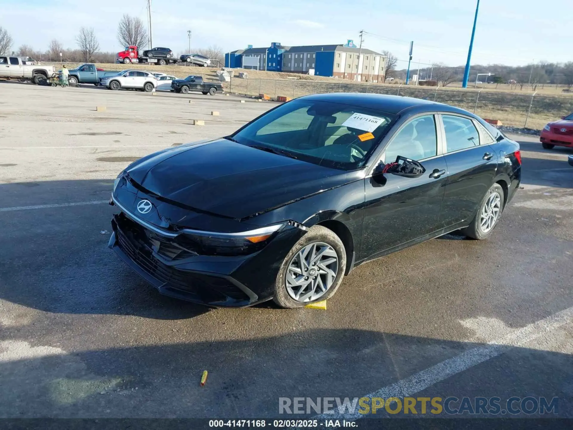 2 fotografías del automóvil dañado KMHLM4DG4RU852319 HYUNDAI ELANTRA 2024