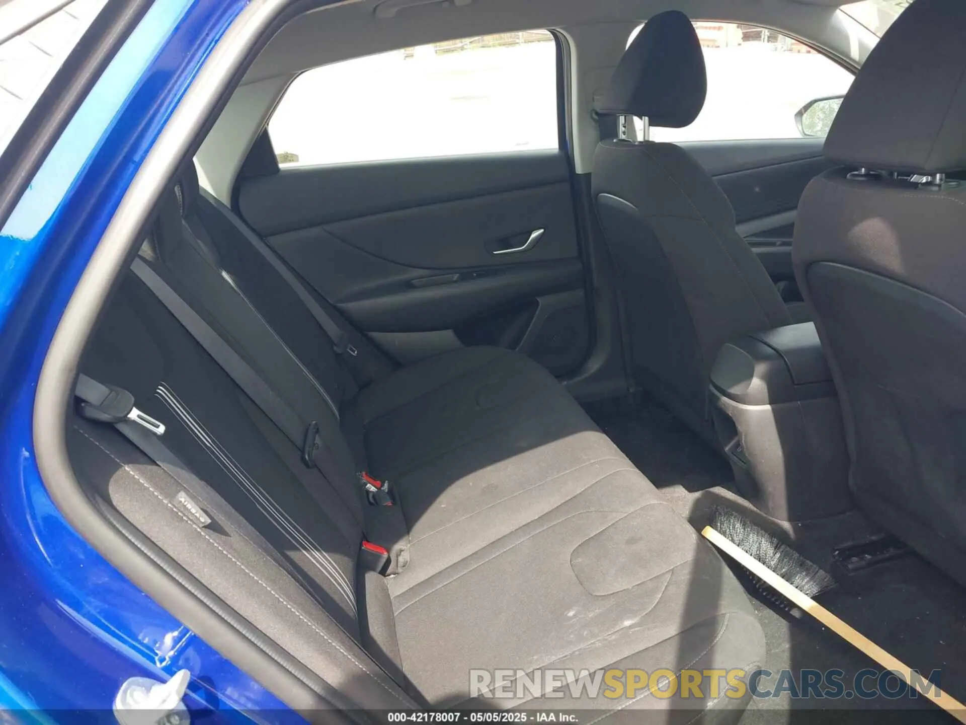 8 fotografías del automóvil dañado KMHLM4DG5RU639931 HYUNDAI ELANTRA 2024