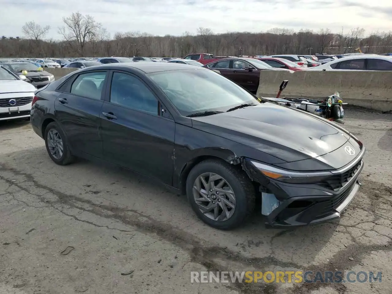 4 fotografías del automóvil dañado KMHLM4DG5RU658172 HYUNDAI ELANTRA 2024
