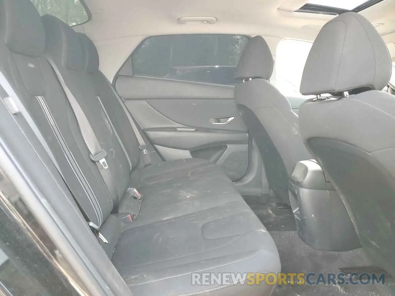 10 fotografías del automóvil dañado KMHLM4DG5RU683850 HYUNDAI ELANTRA 2024