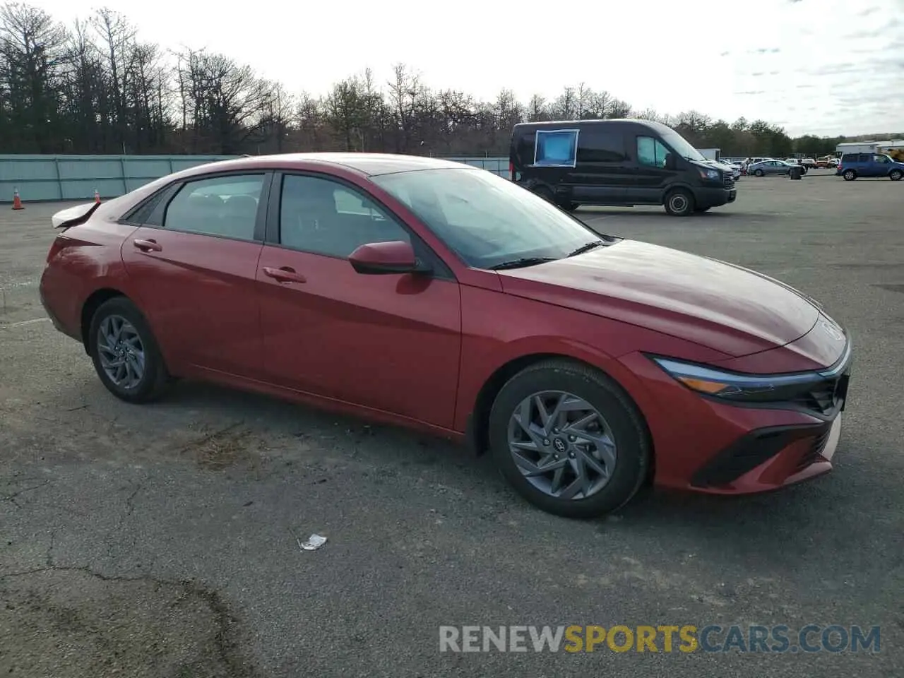 4 fotografías del automóvil dañado KMHLM4DG5RU689969 HYUNDAI ELANTRA 2024