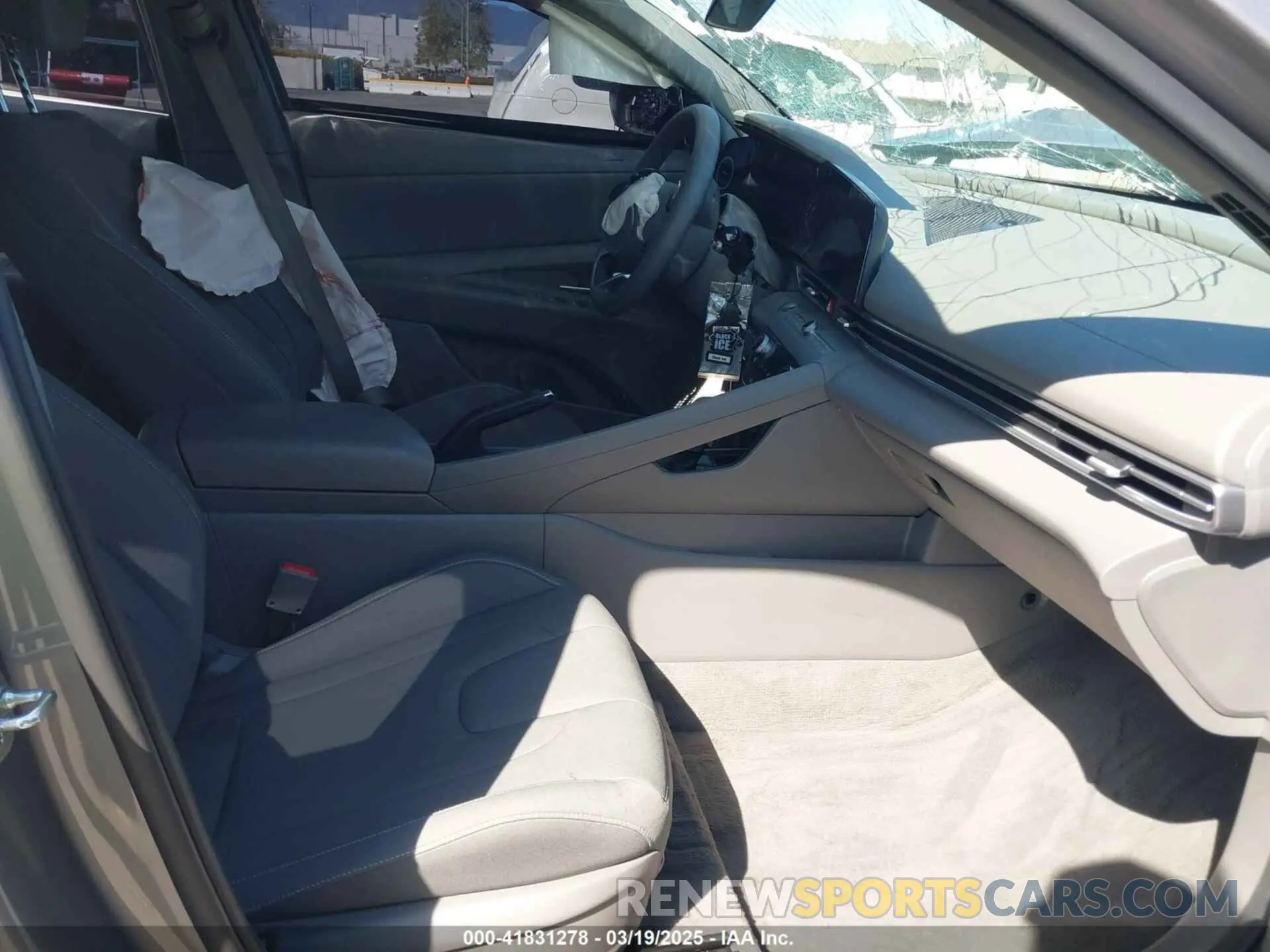 5 fotografías del automóvil dañado KMHLM4DG5RU697120 HYUNDAI ELANTRA 2024