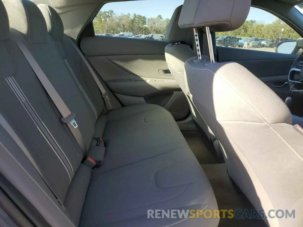 10 fotografías del automóvil dañado KMHLM4DG5RU755176 HYUNDAI ELANTRA 2024