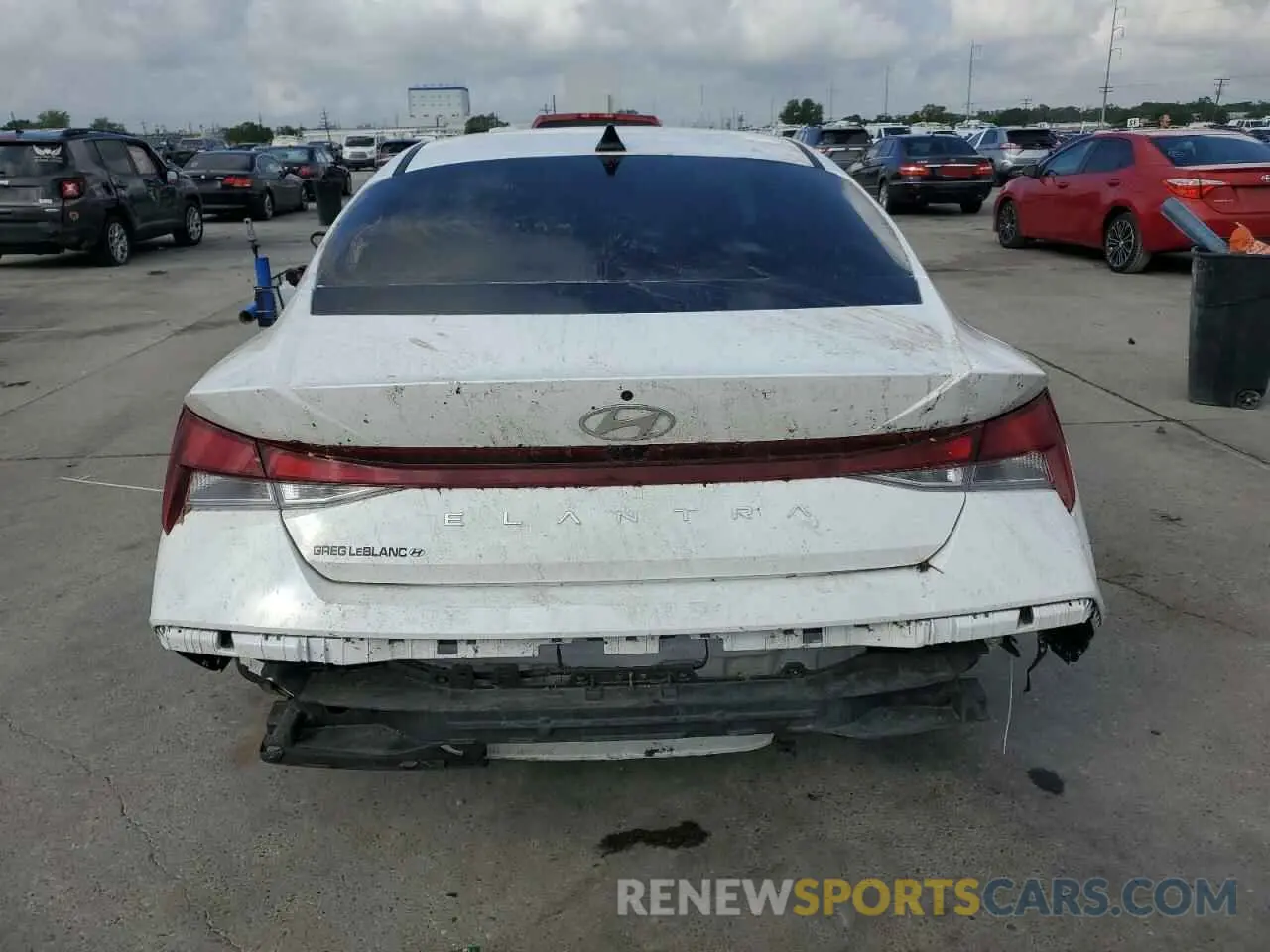 6 fotografías del automóvil dañado KMHLM4DG5RU758577 HYUNDAI ELANTRA 2024