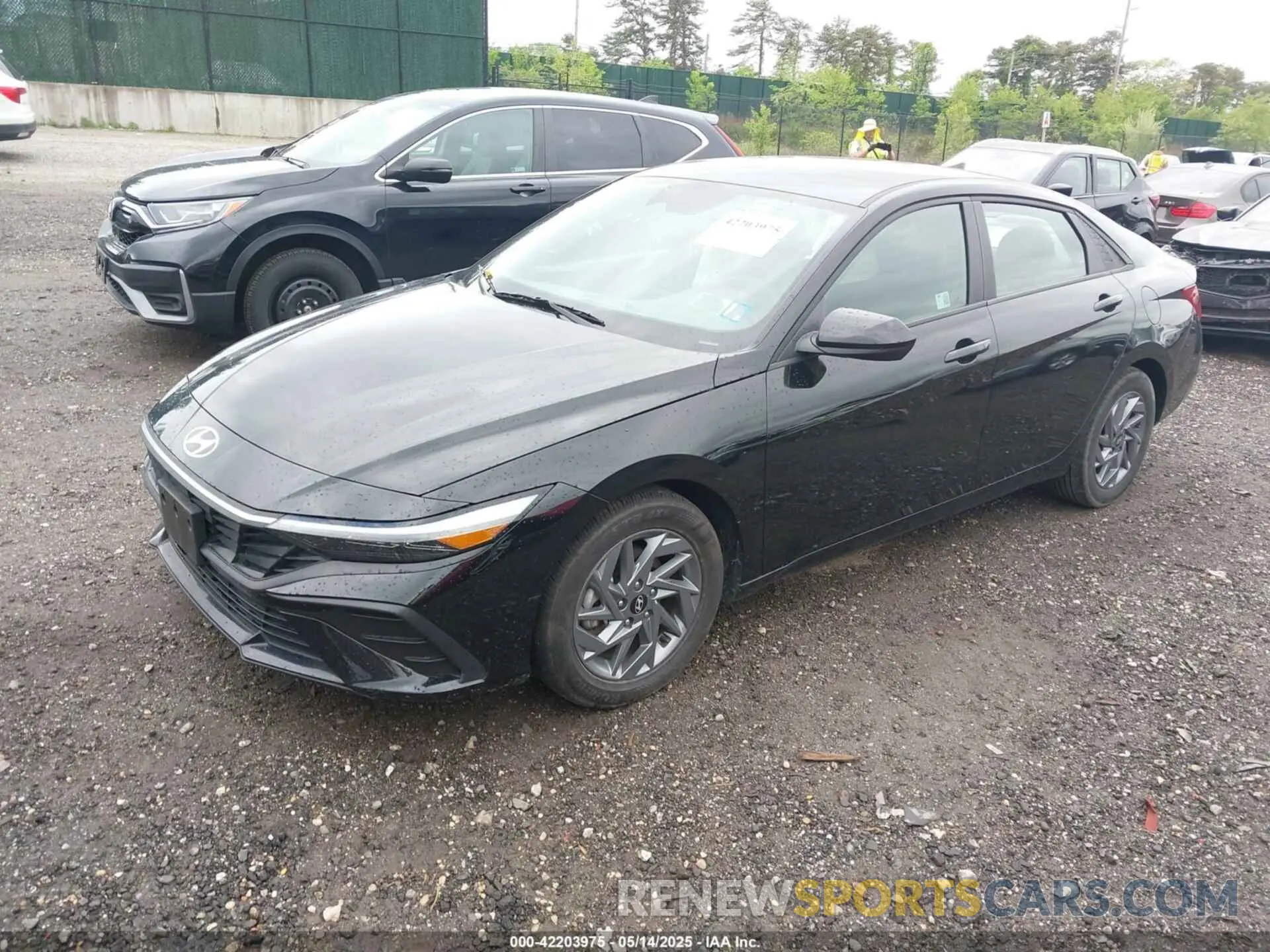 2 fotografías del automóvil dañado KMHLM4DG6RU653322 HYUNDAI ELANTRA 2024