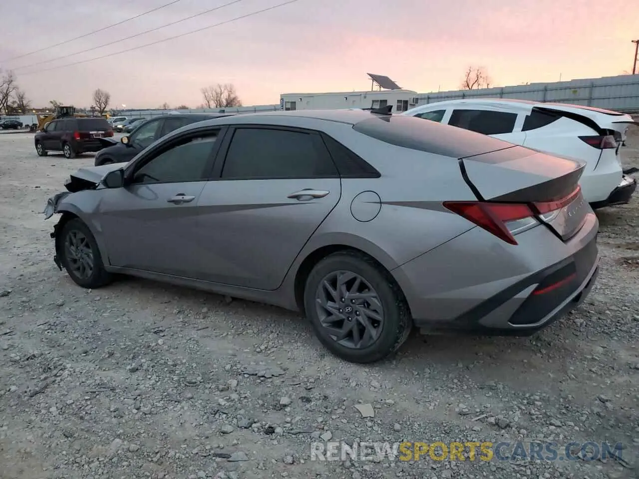 2 fotografías del automóvil dañado KMHLM4DG6RU700512 HYUNDAI ELANTRA 2024