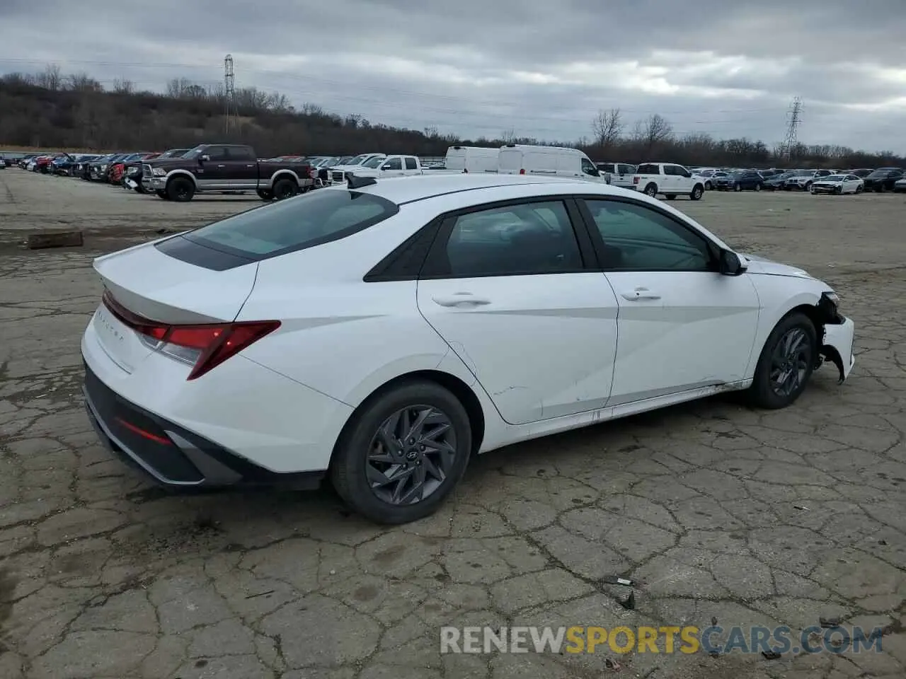 3 fotografías del automóvil dañado KMHLM4DG7RU659159 HYUNDAI ELANTRA 2024