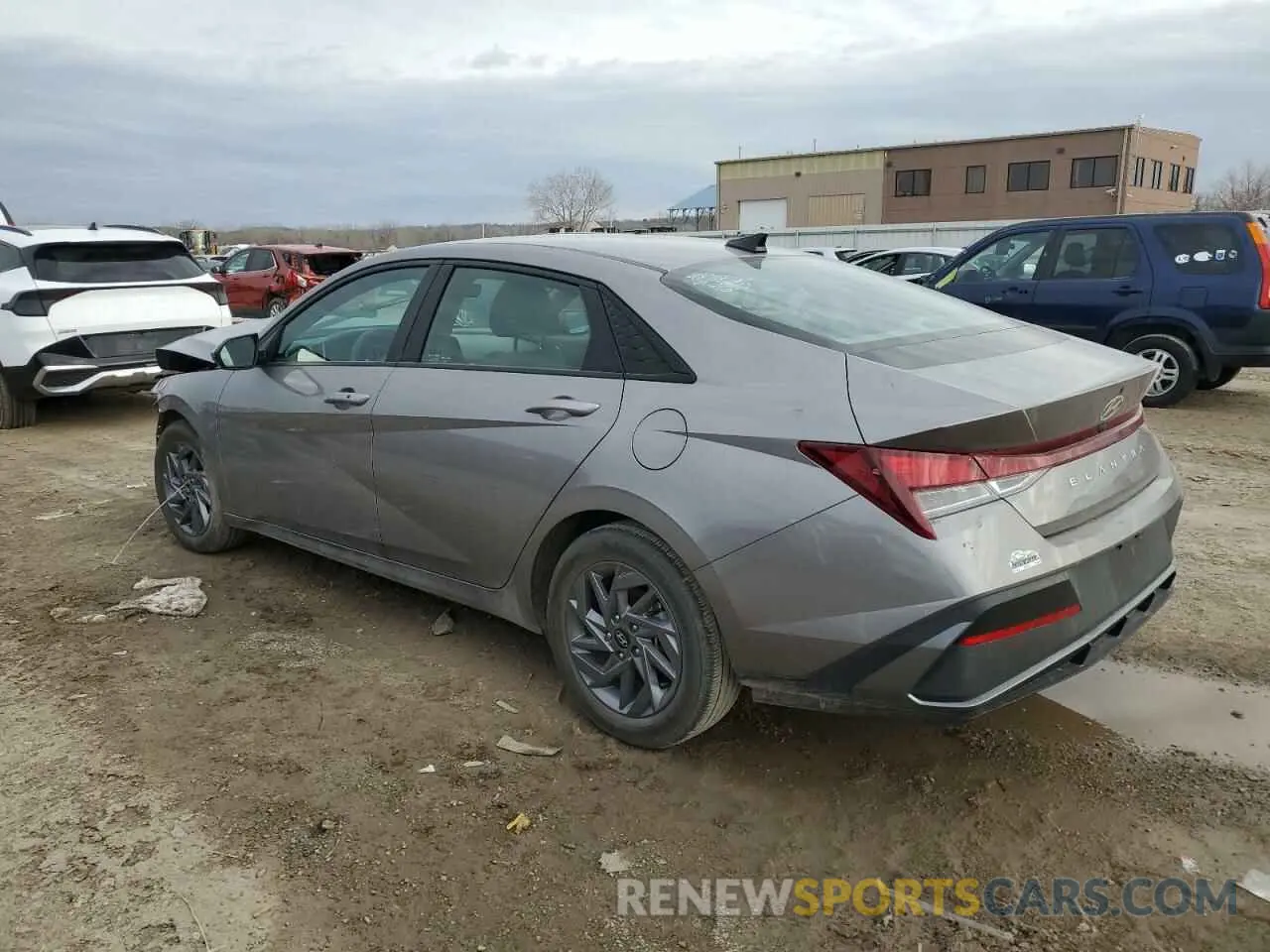2 fotografías del automóvil dañado KMHLM4DG7RU665527 HYUNDAI ELANTRA 2024