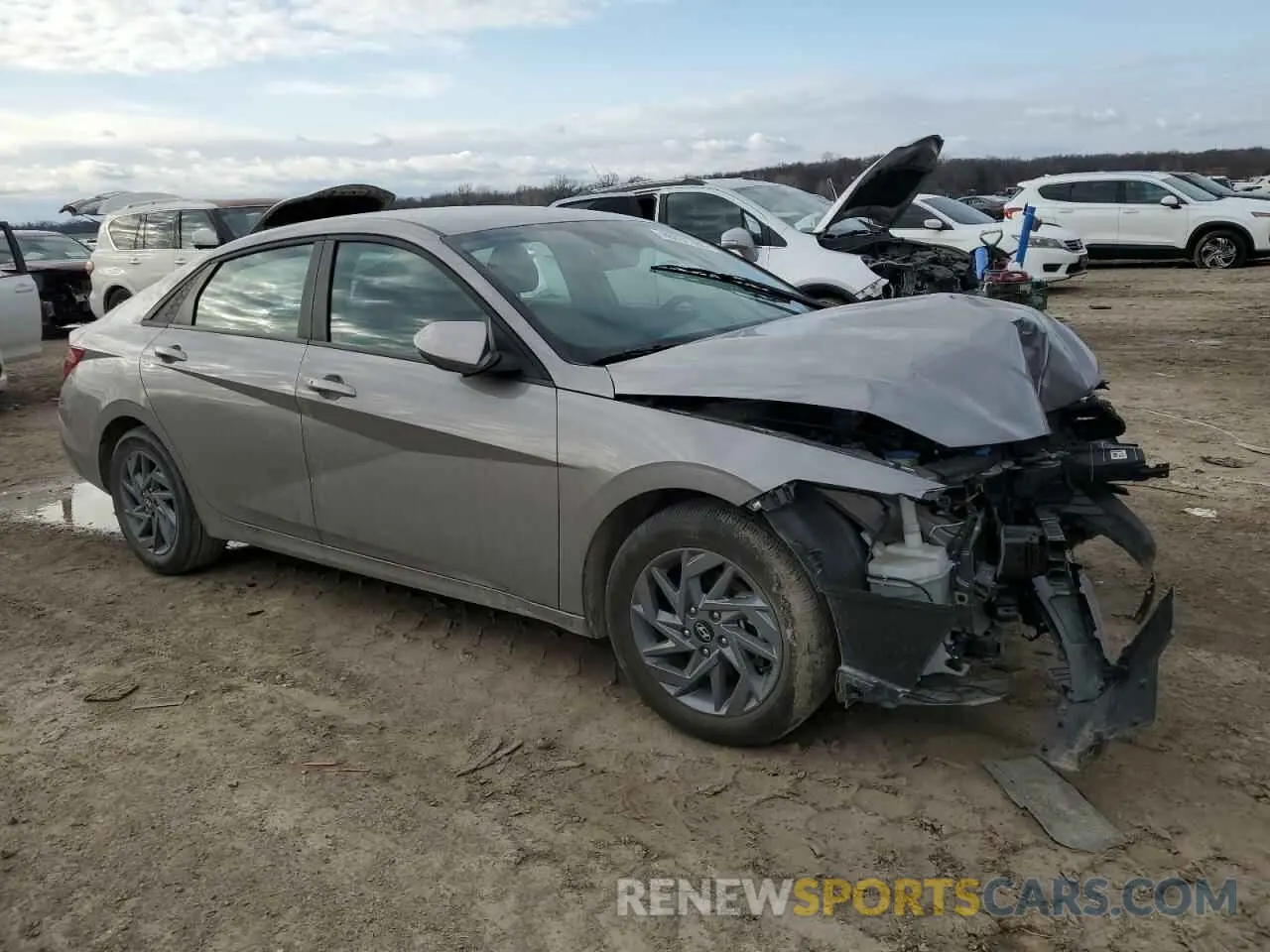 4 fotografías del automóvil dañado KMHLM4DG7RU665527 HYUNDAI ELANTRA 2024