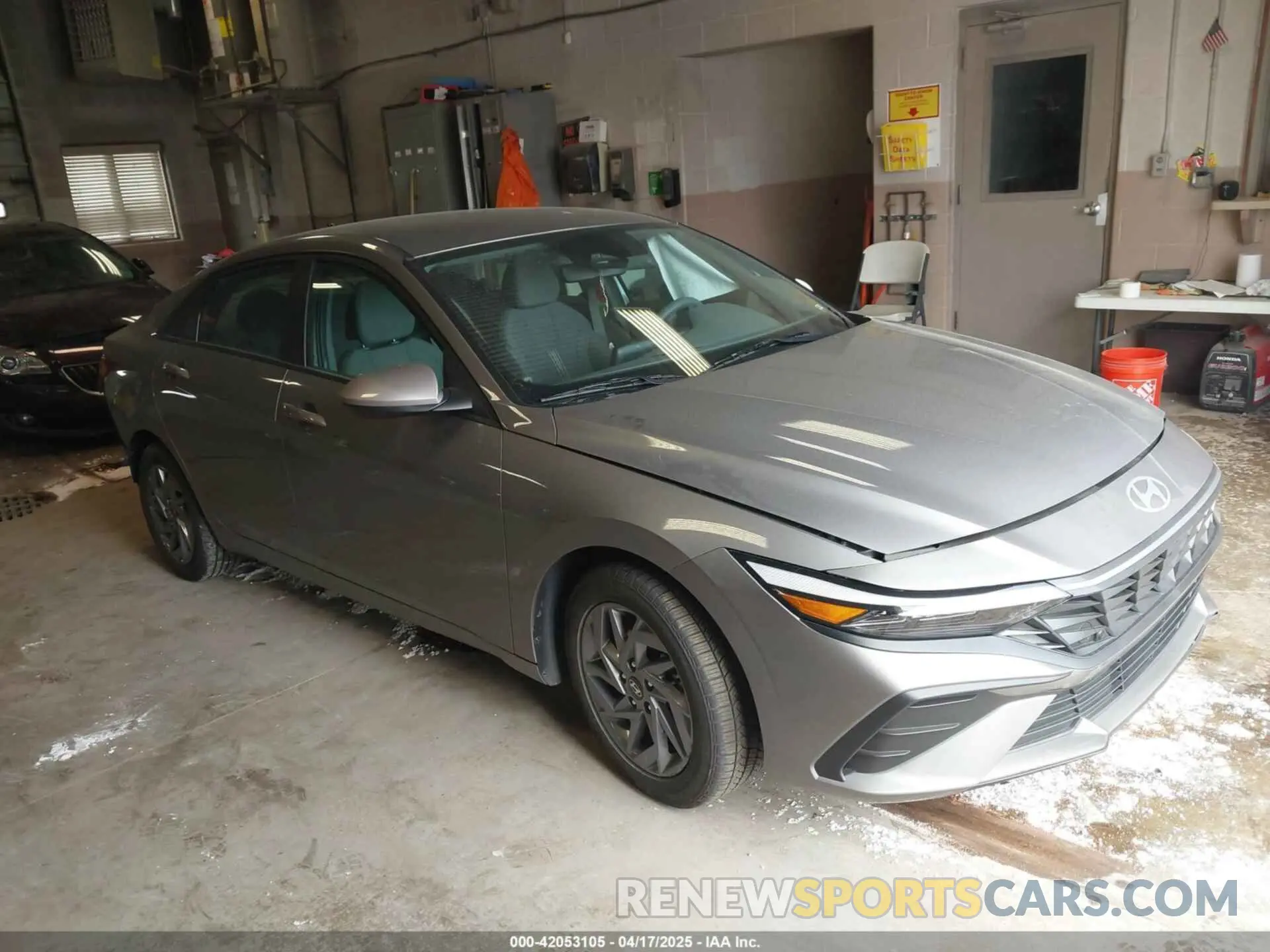 1 fotografías del automóvil dañado KMHLM4DG7RU672123 HYUNDAI ELANTRA 2024