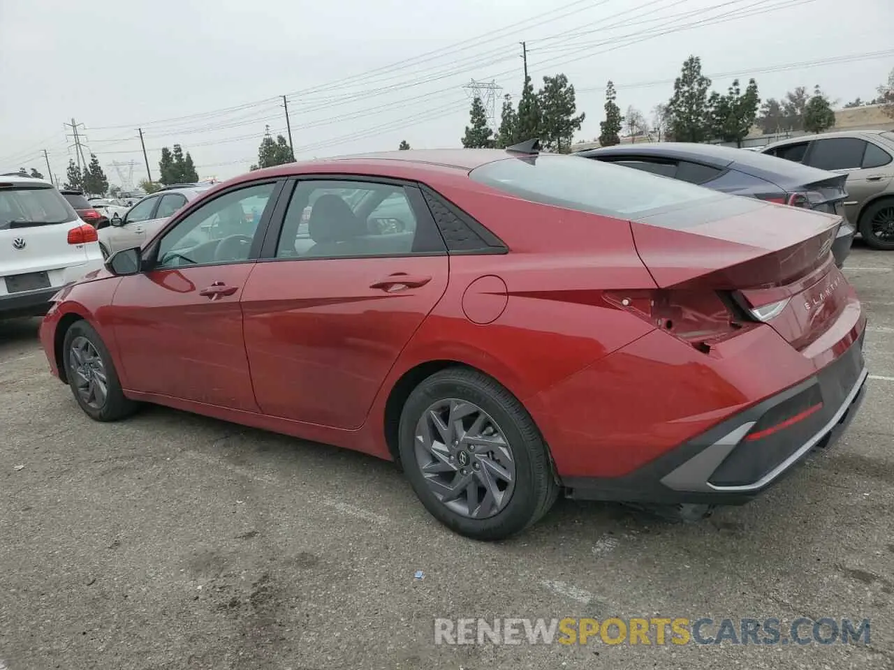 2 fotografías del automóvil dañado KMHLM4DG7RU675118 HYUNDAI ELANTRA 2024