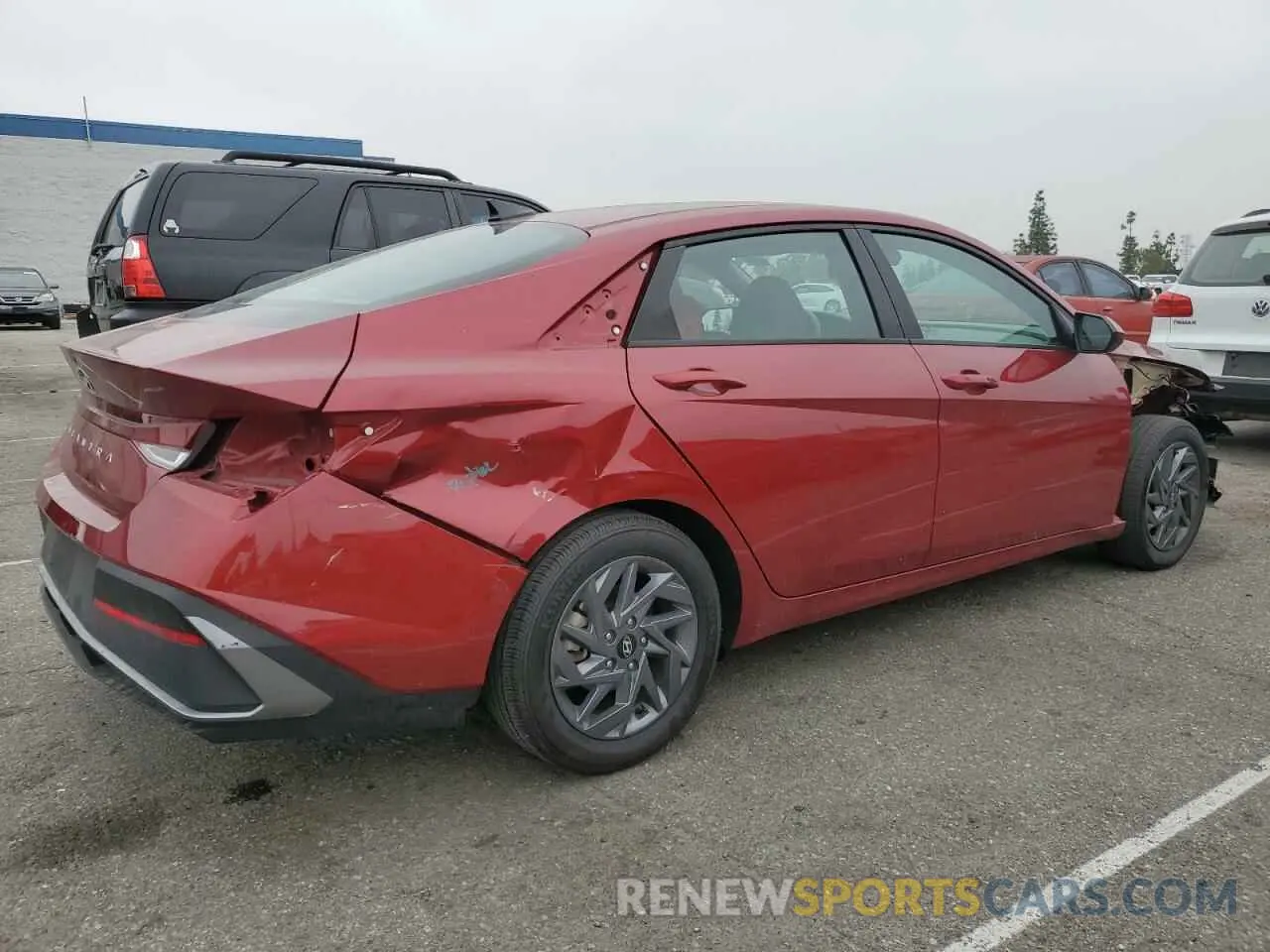 3 fotografías del automóvil dañado KMHLM4DG7RU675118 HYUNDAI ELANTRA 2024