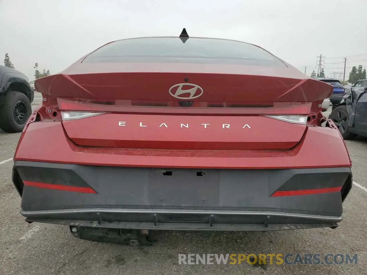 6 fotografías del automóvil dañado KMHLM4DG7RU675118 HYUNDAI ELANTRA 2024