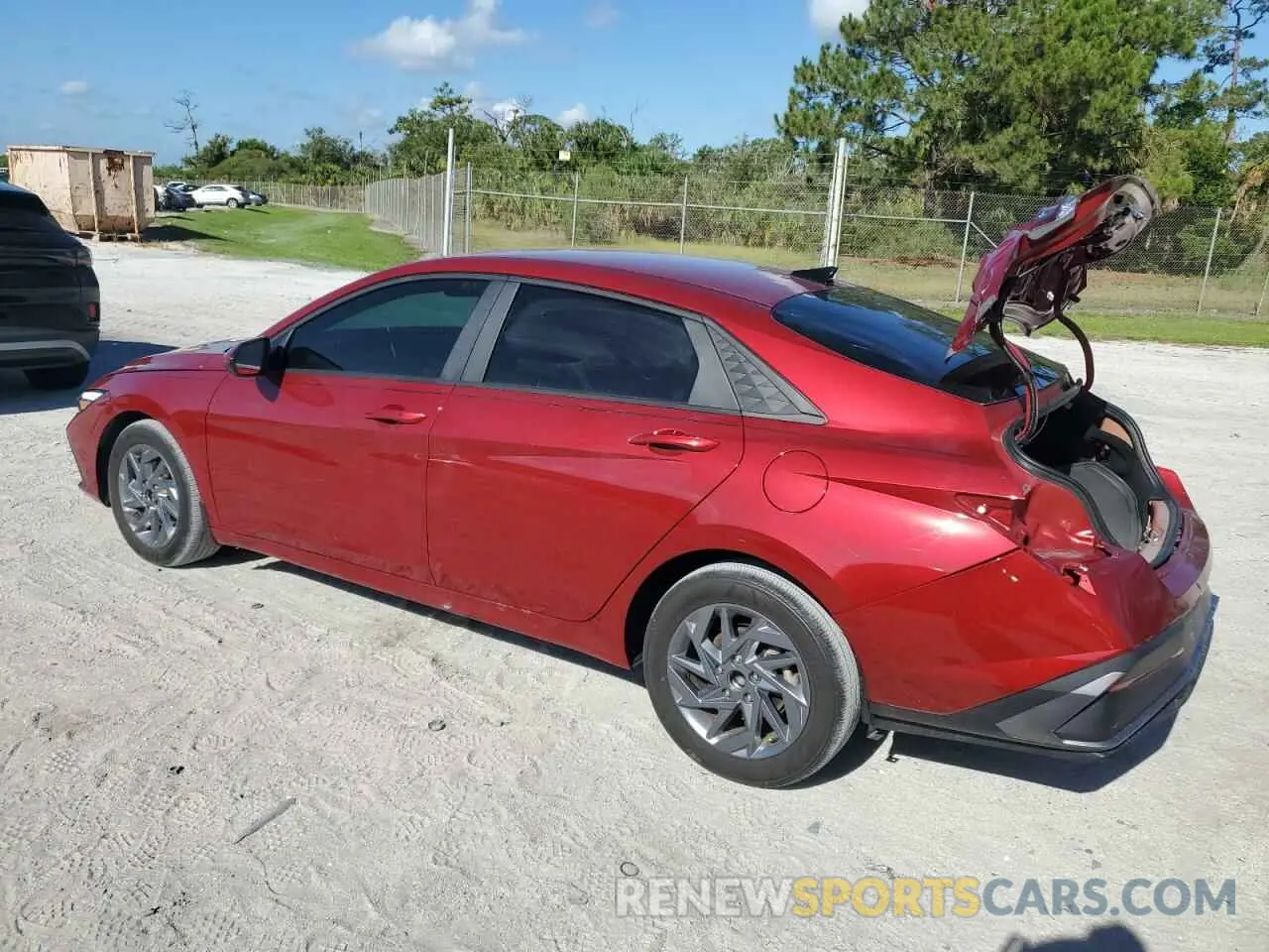 2 fotografías del automóvil dañado KMHLM4DG7RU704925 HYUNDAI ELANTRA 2024