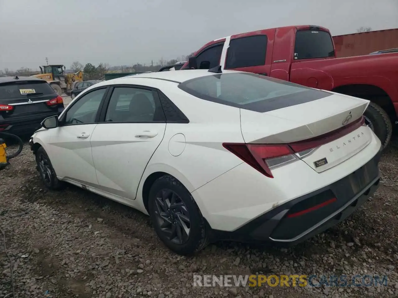 2 fotografías del automóvil dañado KMHLM4DG7RU706304 HYUNDAI ELANTRA 2024
