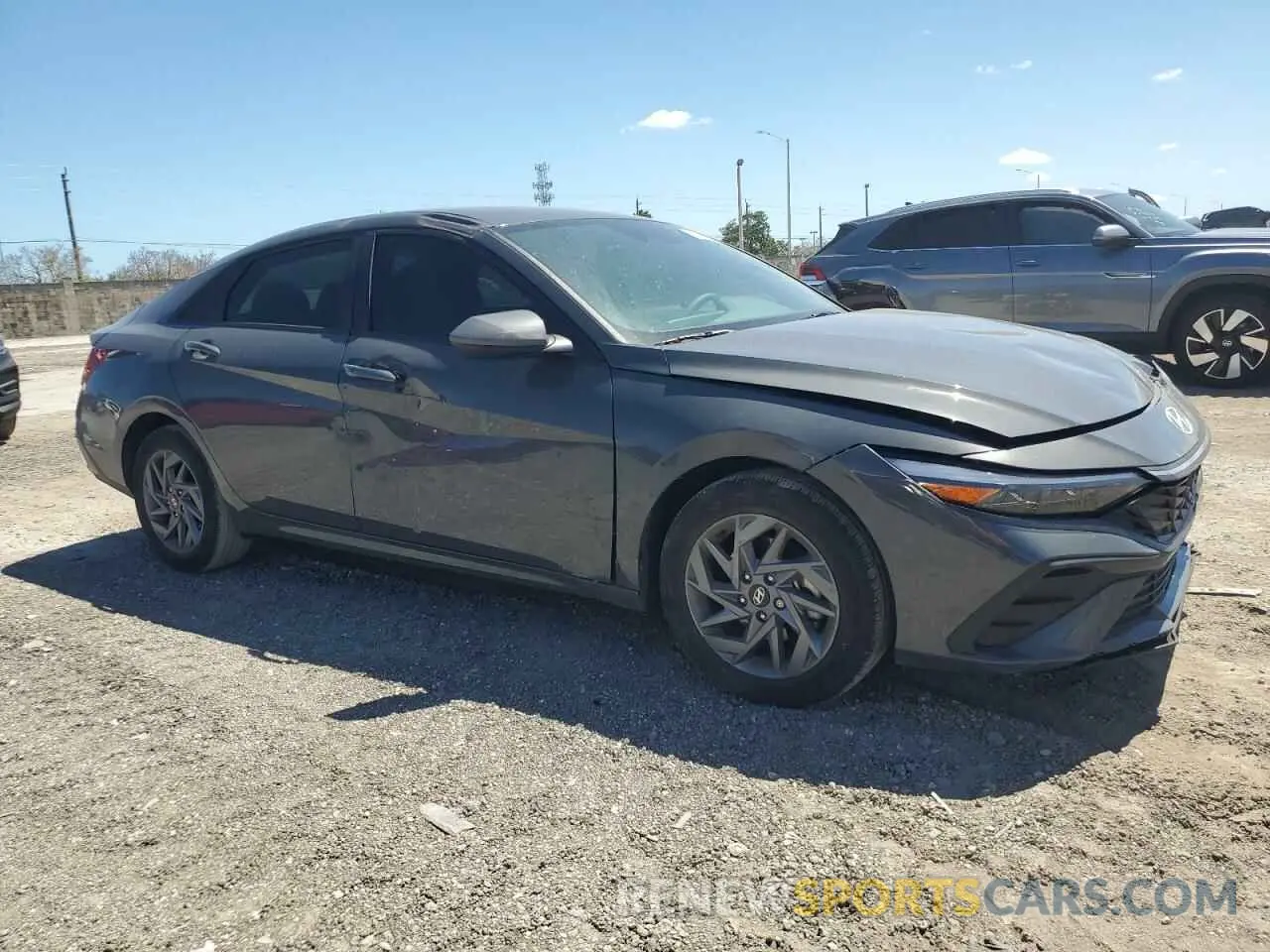 4 fotografías del automóvil dañado KMHLM4DG7RU740355 HYUNDAI ELANTRA 2024