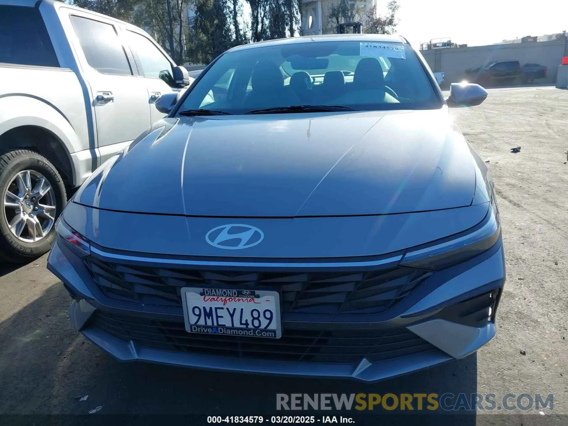 13 fotografías del automóvil dañado KMHLM4DG7RU777454 HYUNDAI ELANTRA 2024