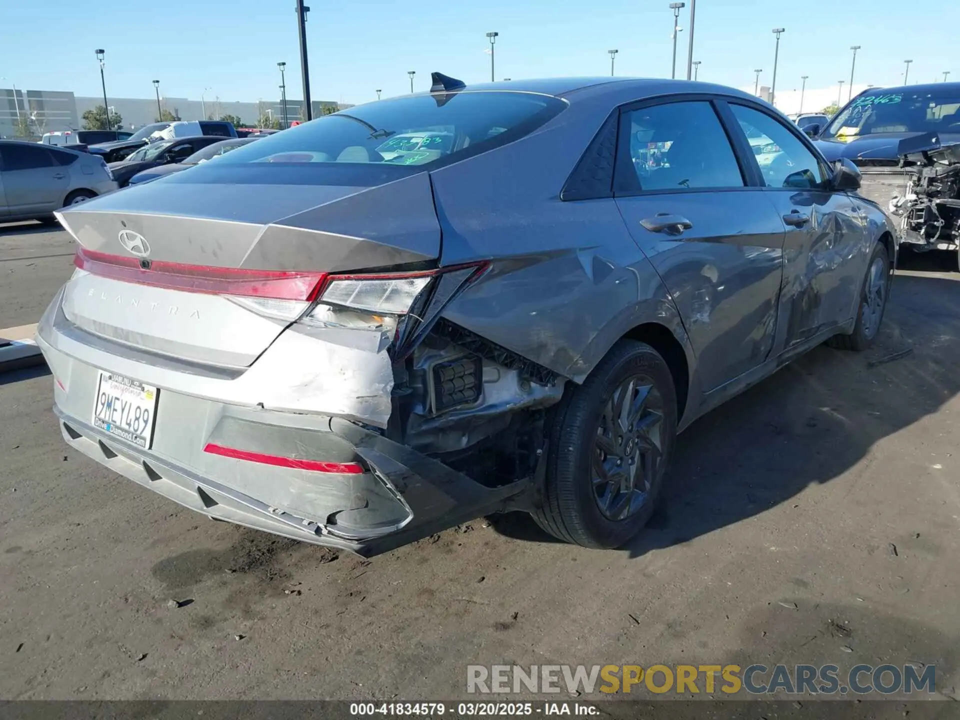 4 fotografías del automóvil dañado KMHLM4DG7RU777454 HYUNDAI ELANTRA 2024