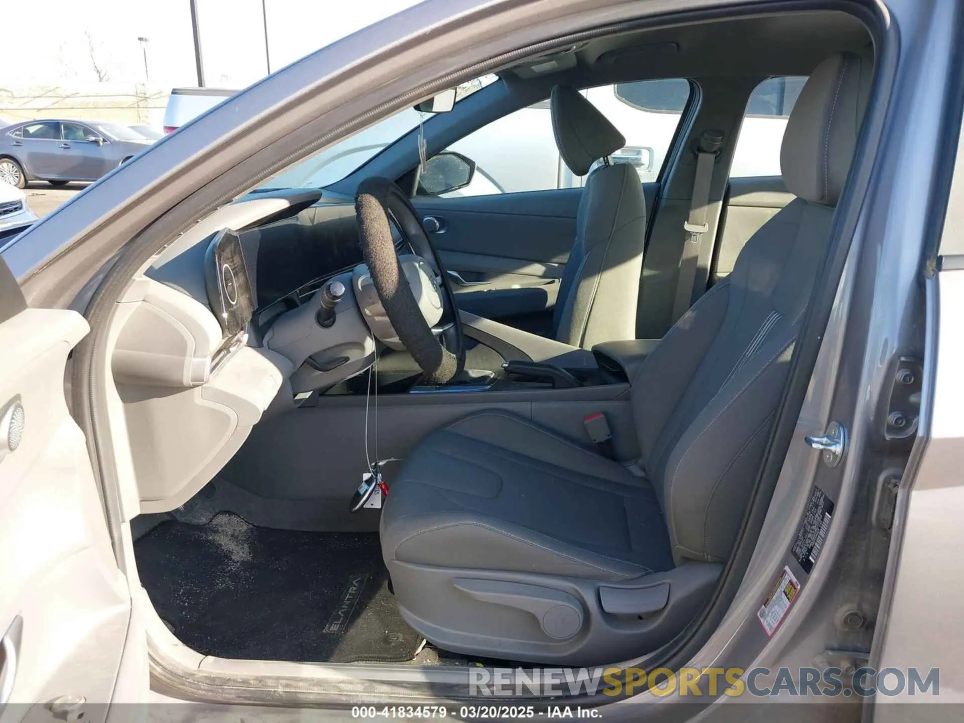 5 fotografías del automóvil dañado KMHLM4DG7RU777454 HYUNDAI ELANTRA 2024