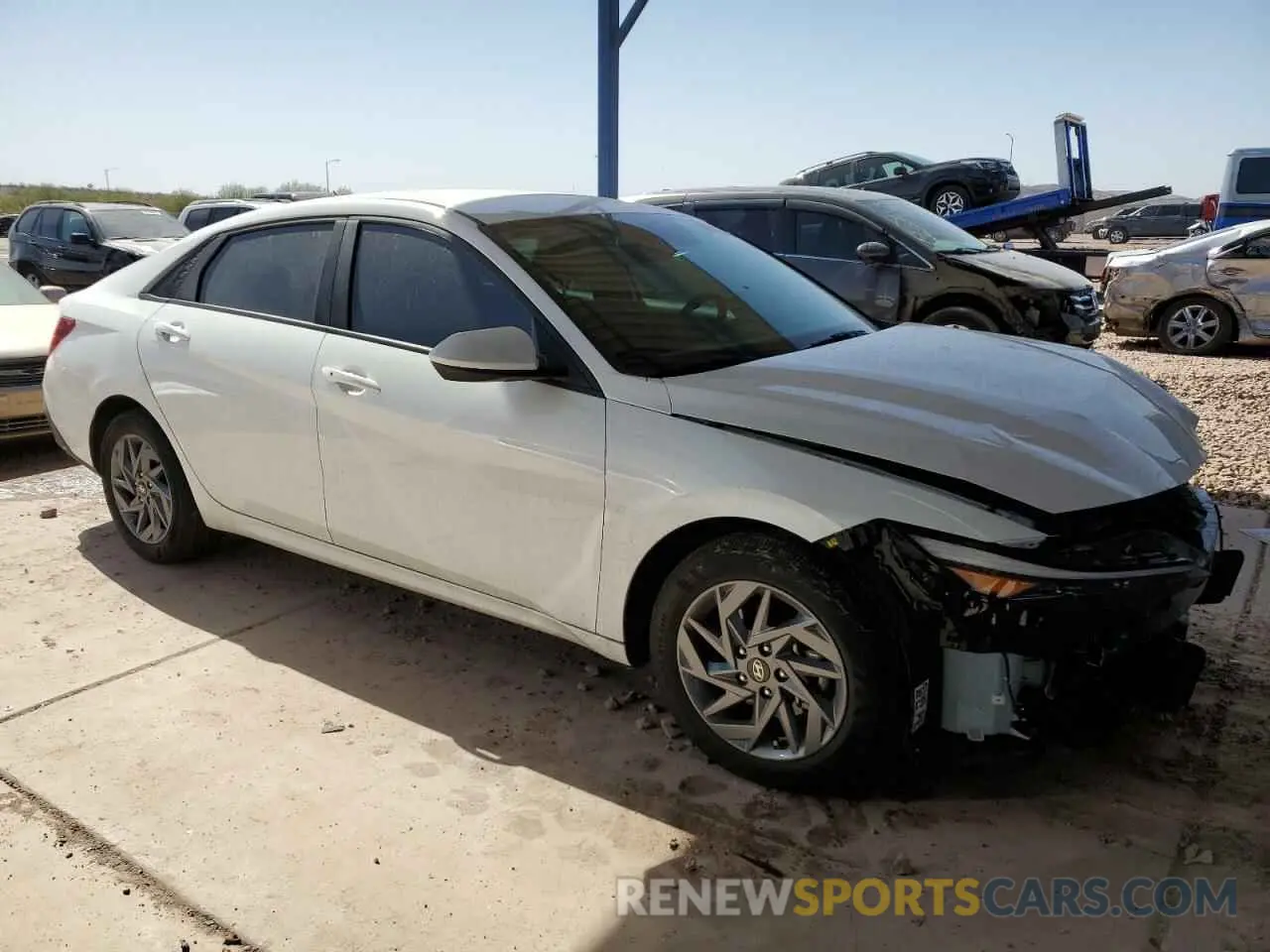 4 fotografías del automóvil dañado KMHLM4DG8RU672003 HYUNDAI ELANTRA 2024