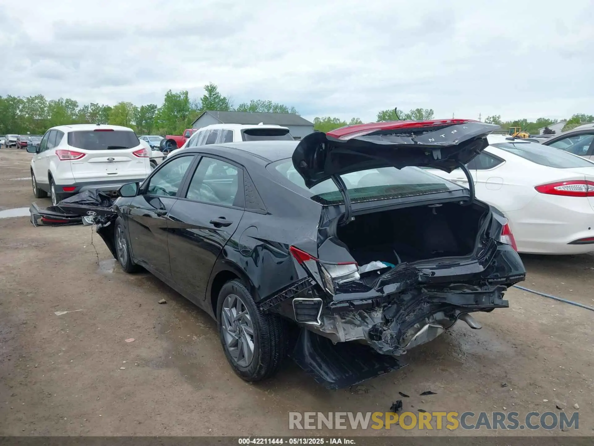 3 fotografías del automóvil dañado KMHLM4DG8RU690033 HYUNDAI ELANTRA 2024