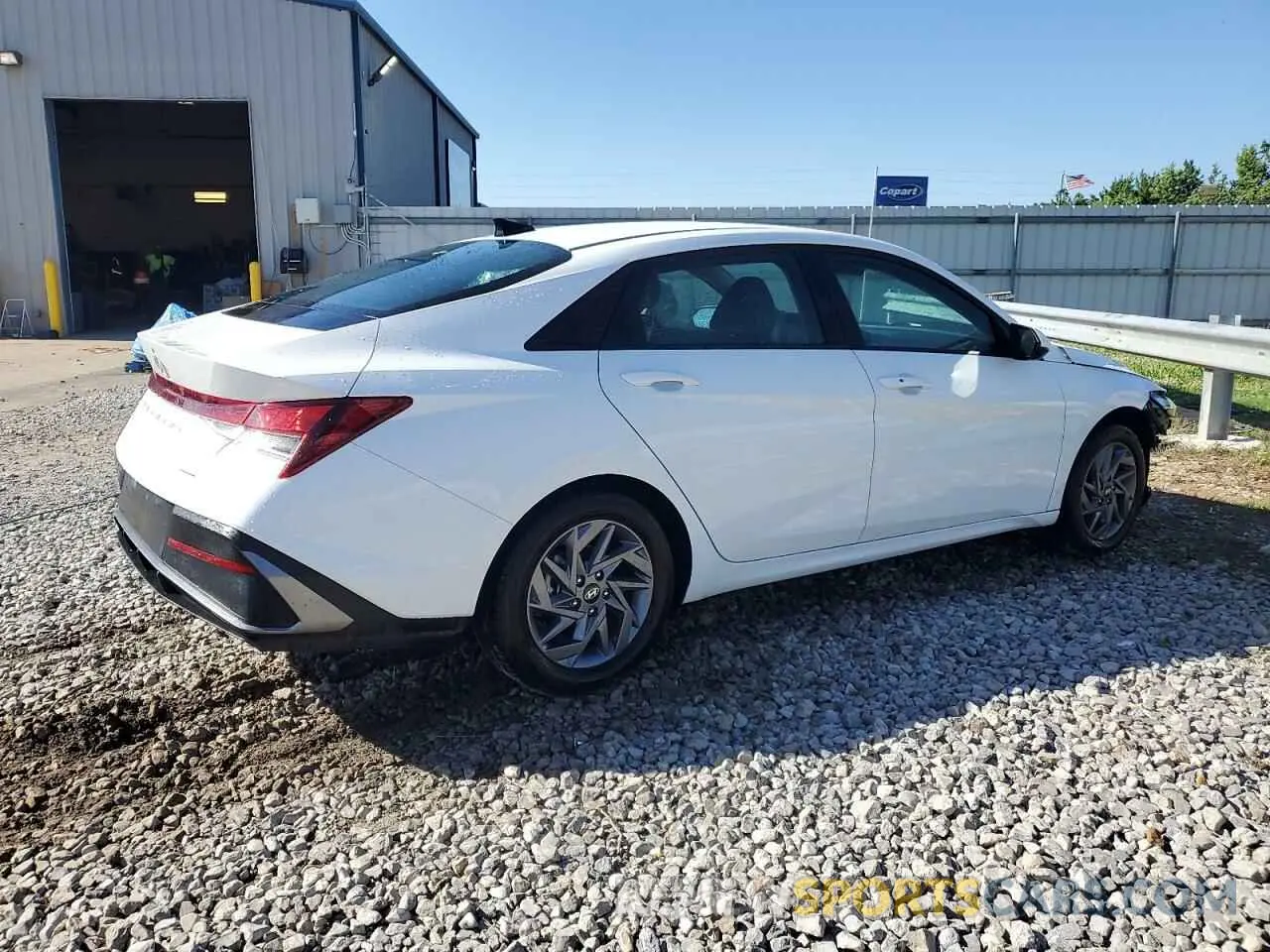 3 fotografías del automóvil dañado KMHLM4DG8RU702150 HYUNDAI ELANTRA 2024