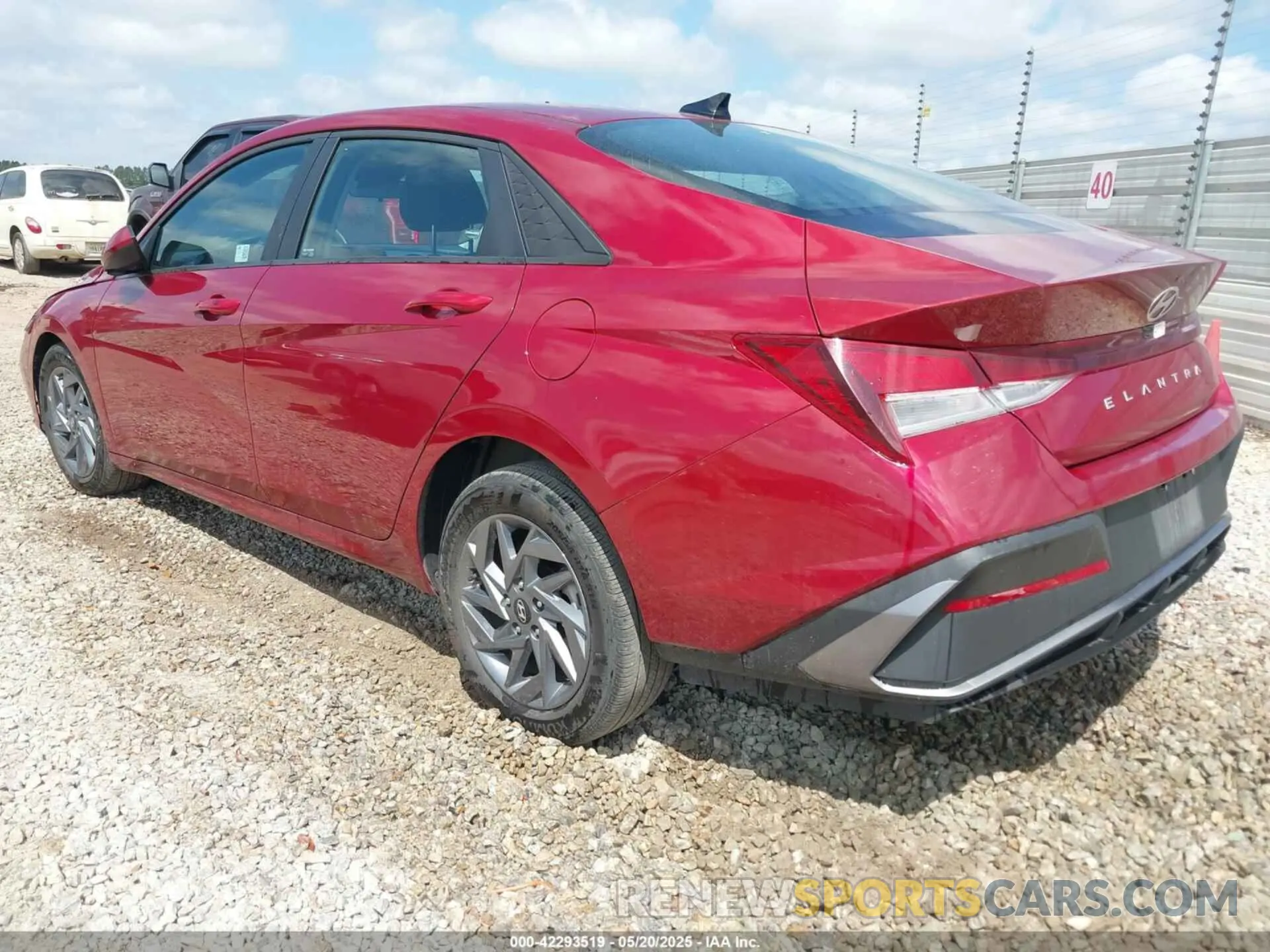 3 fotografías del automóvil dañado KMHLM4DG8RU785742 HYUNDAI ELANTRA 2024