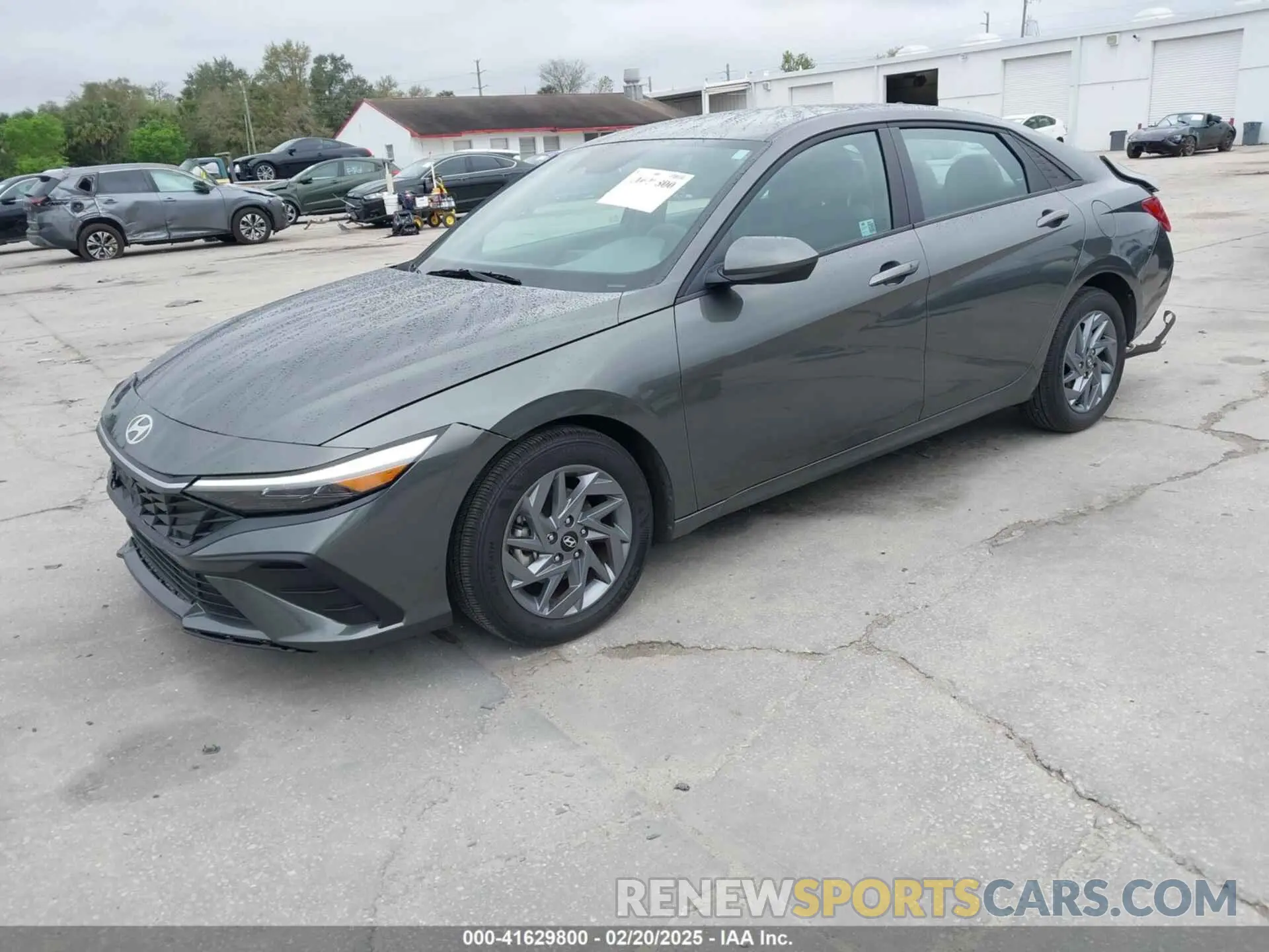 2 fotografías del automóvil dañado KMHLM4DG8RU801681 HYUNDAI ELANTRA 2024