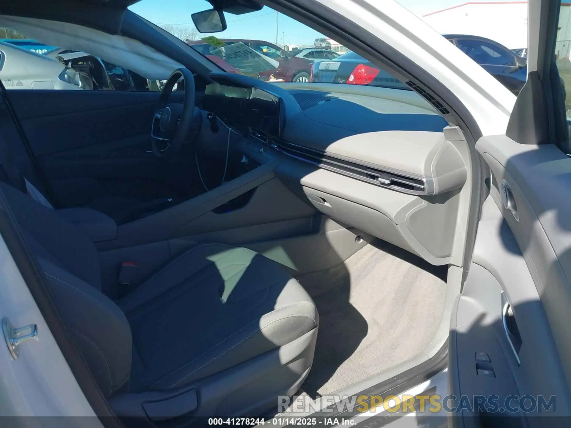 5 fotografías del automóvil dañado KMHLM4DG9RU700181 HYUNDAI ELANTRA 2024