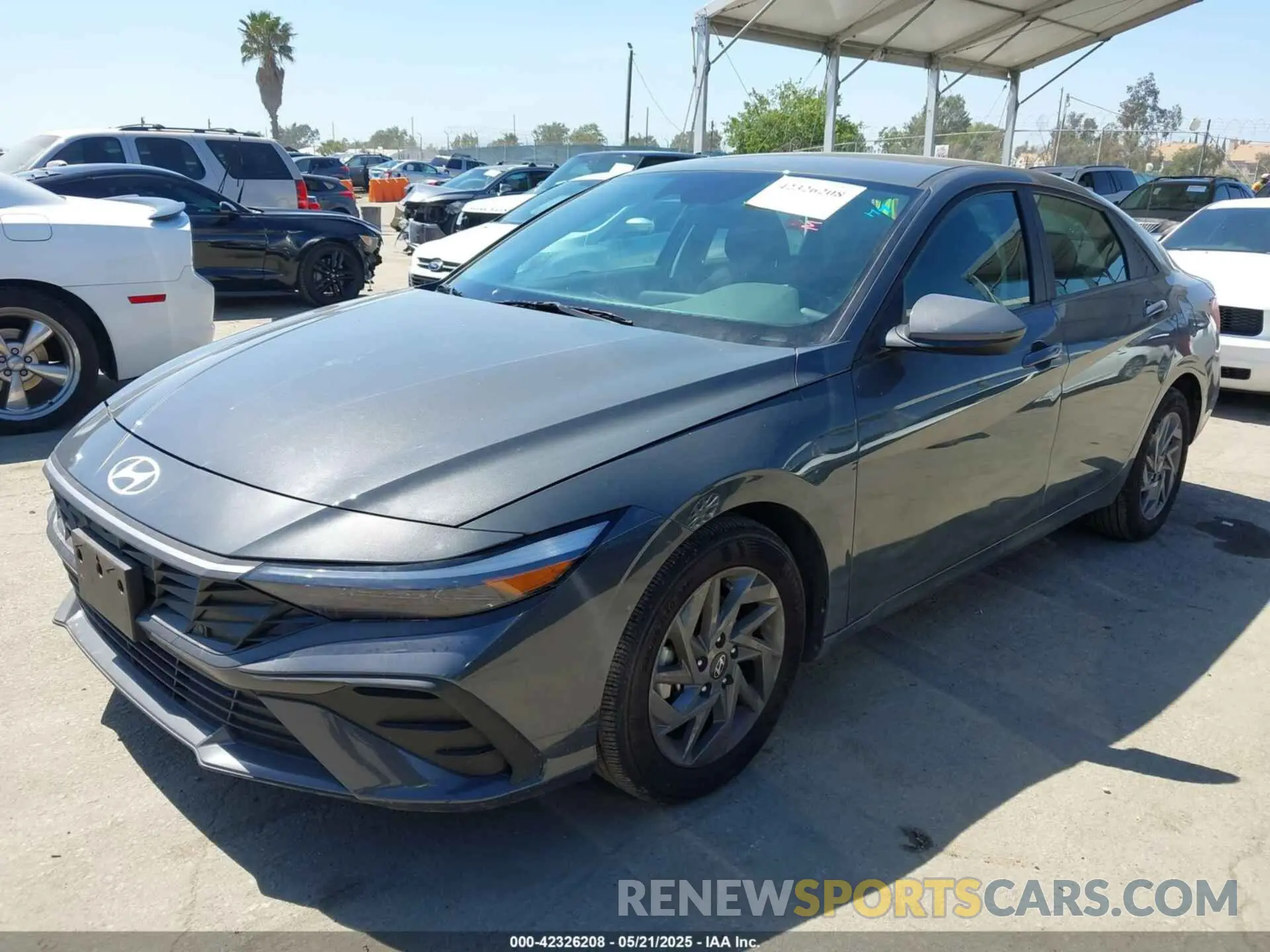 2 fotografías del automóvil dañado KMHLM4DG9RU730944 HYUNDAI ELANTRA 2024