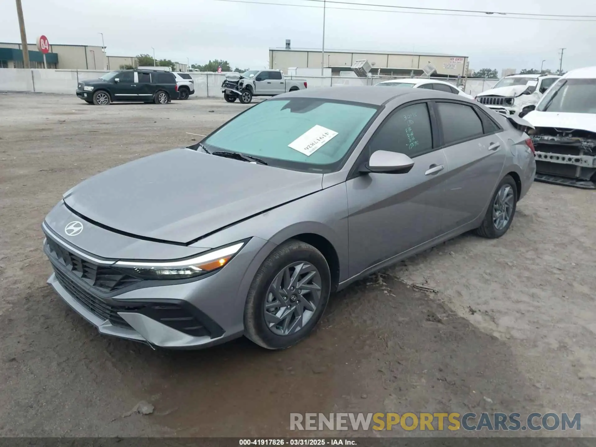 2 fotografías del automóvil dañado KMHLM4DG9RU753995 HYUNDAI ELANTRA 2024