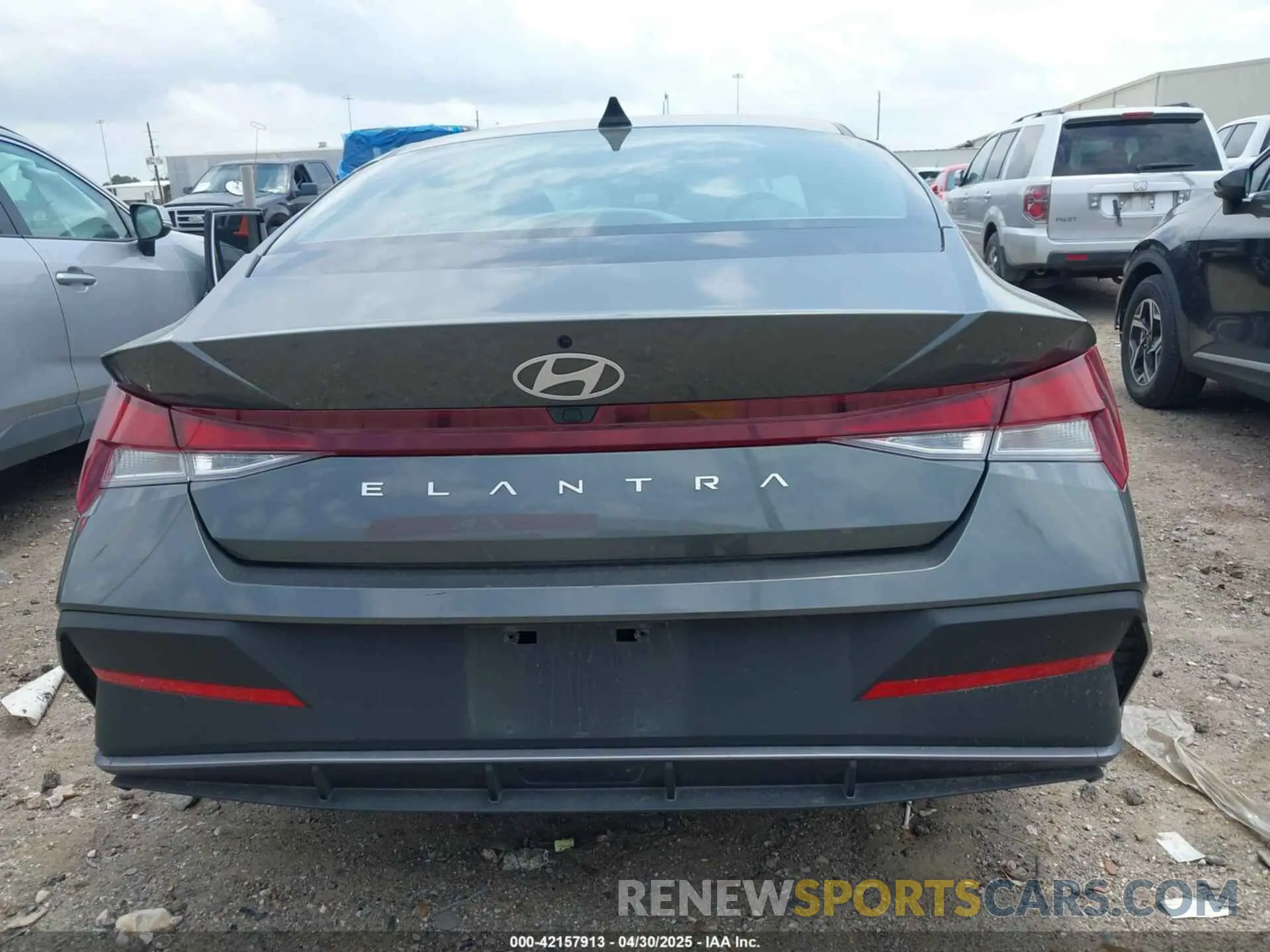 16 fotografías del automóvil dañado KMHLM4DG9RU787905 HYUNDAI ELANTRA 2024