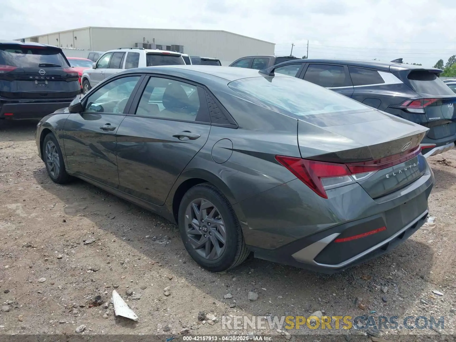 3 fotografías del automóvil dañado KMHLM4DG9RU787905 HYUNDAI ELANTRA 2024