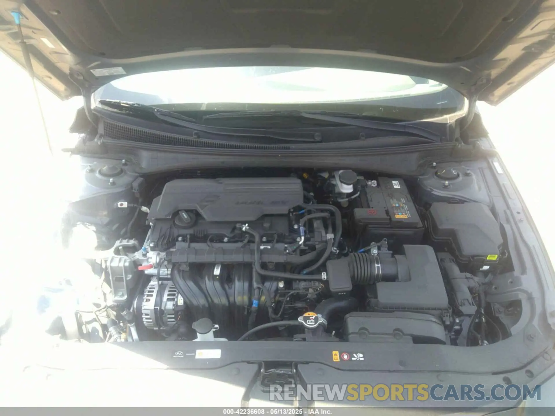 10 fotografías del automóvil dañado KMHLM4DG9RU815492 HYUNDAI ELANTRA 2024