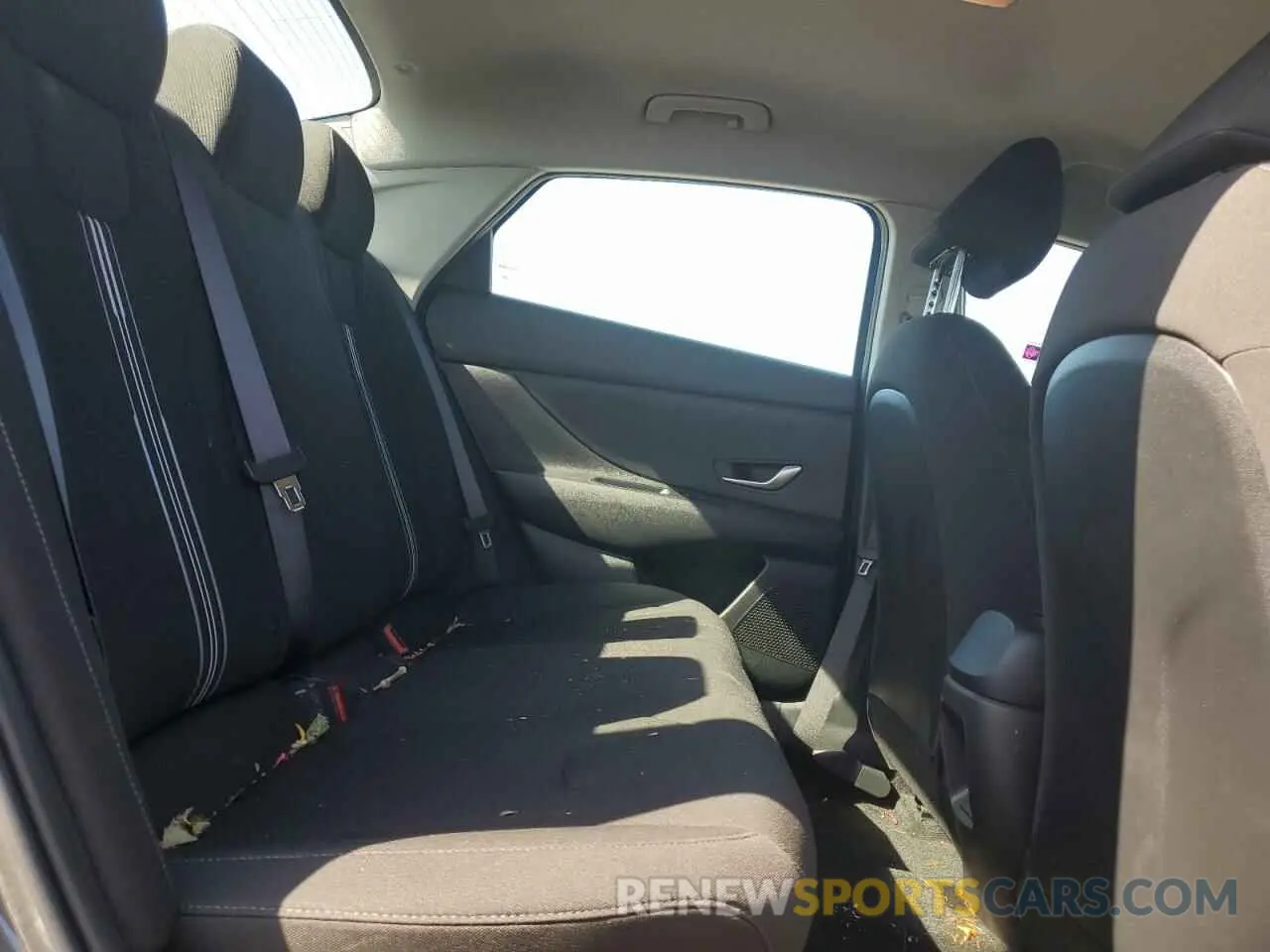 10 fotografías del automóvil dañado KMHLM4DGXRU644395 HYUNDAI ELANTRA 2024