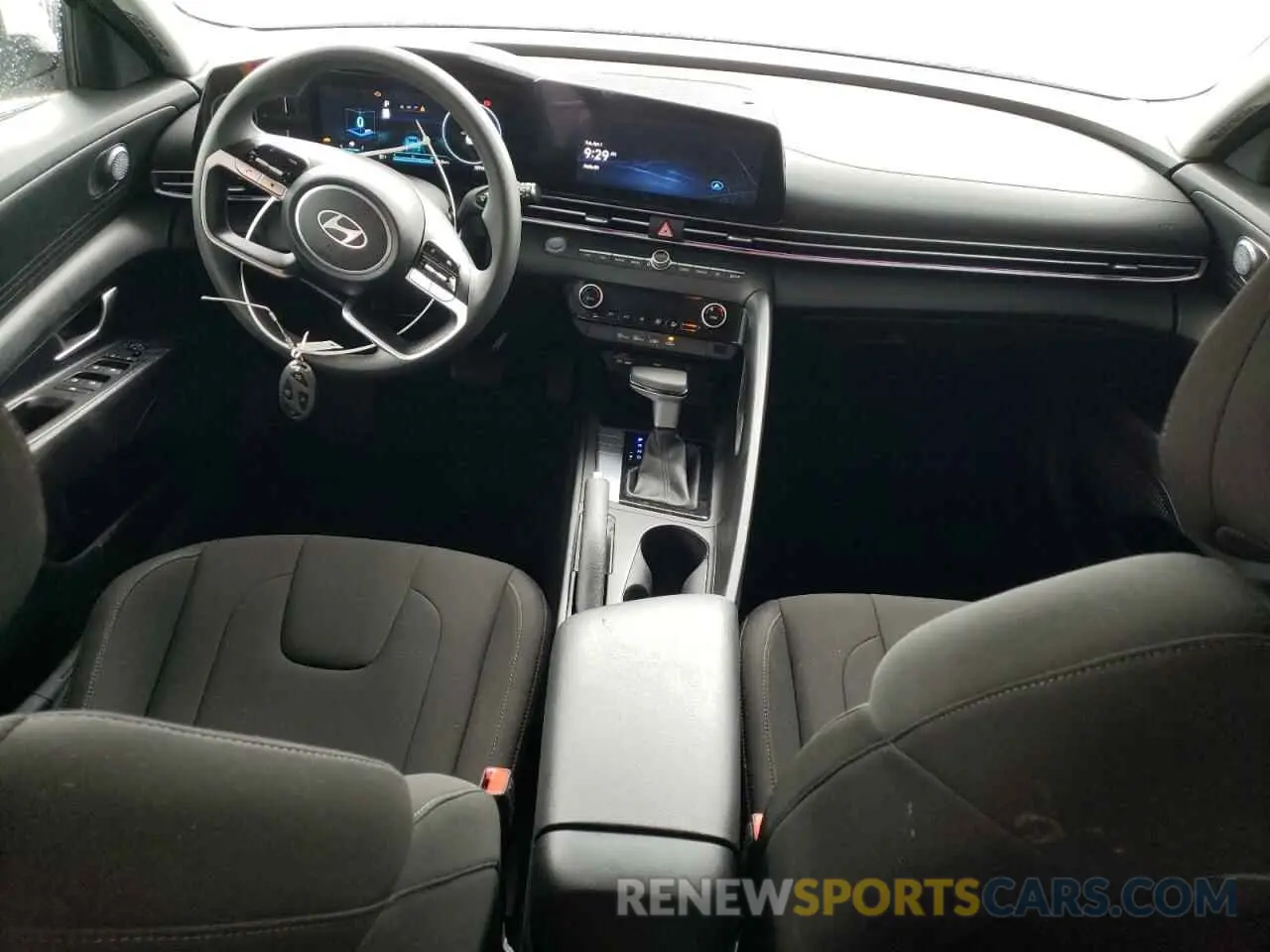 8 fotografías del automóvil dañado KMHLM4DGXRU696092 HYUNDAI ELANTRA 2024