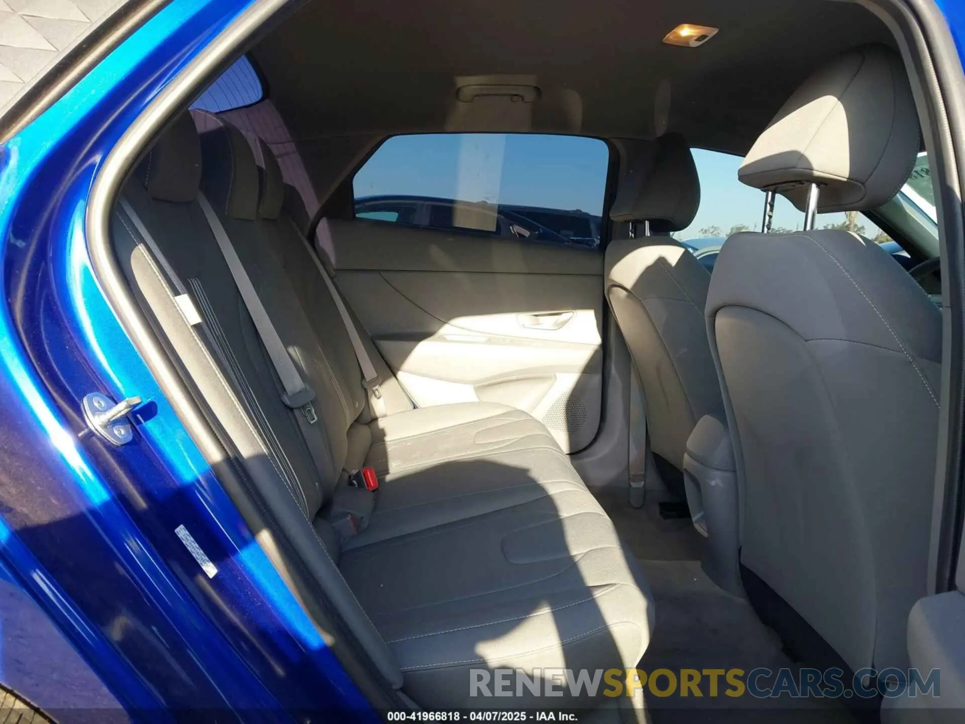 8 fotografías del automóvil dañado KMHLM4DGXRU708435 HYUNDAI ELANTRA 2024