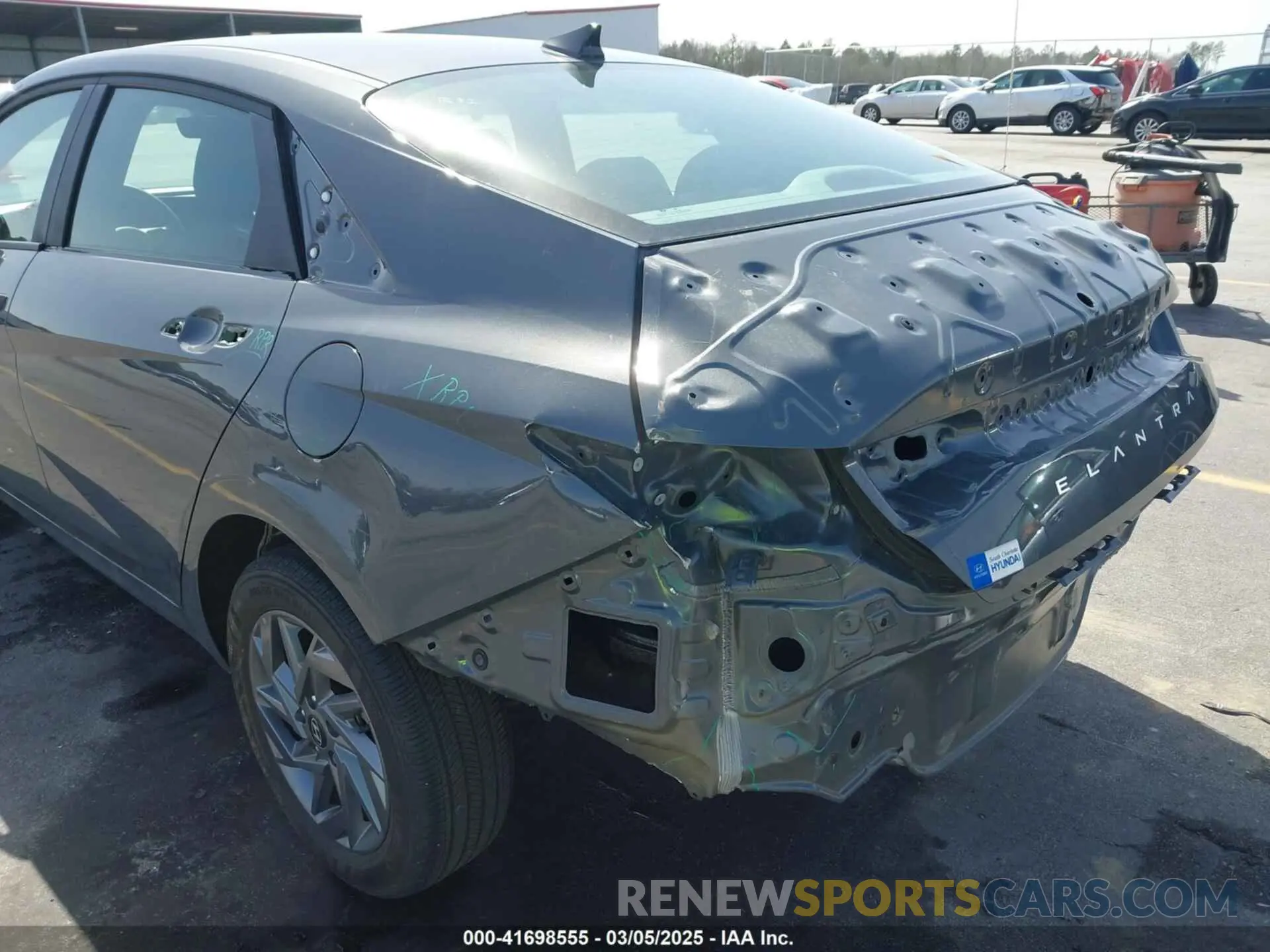 6 fotografías del automóvil dañado KMHLM4DGXRU740964 HYUNDAI ELANTRA 2024