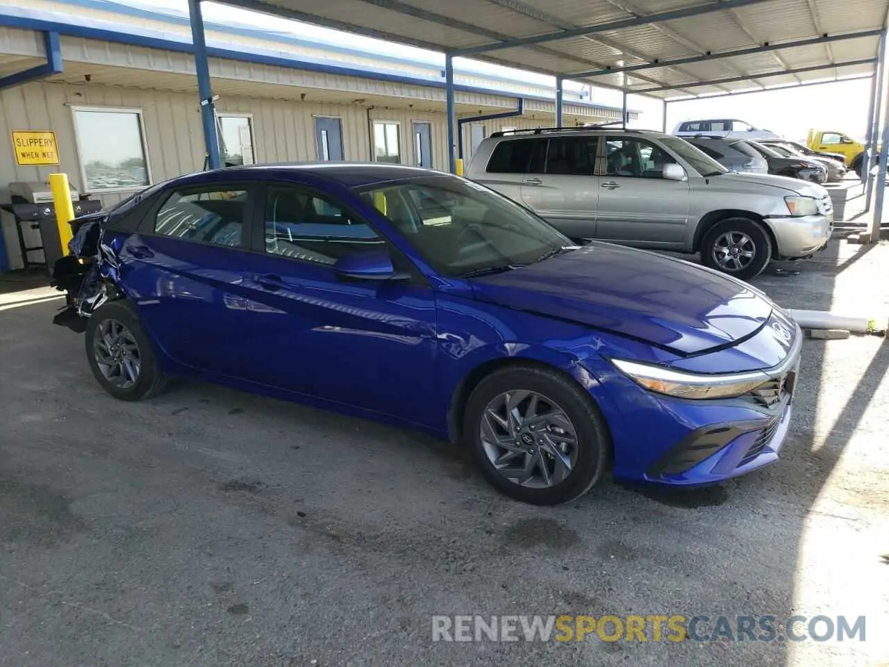 4 fotografías del automóvil dañado KMHLM4DJ0RU104730 HYUNDAI ELANTRA 2024