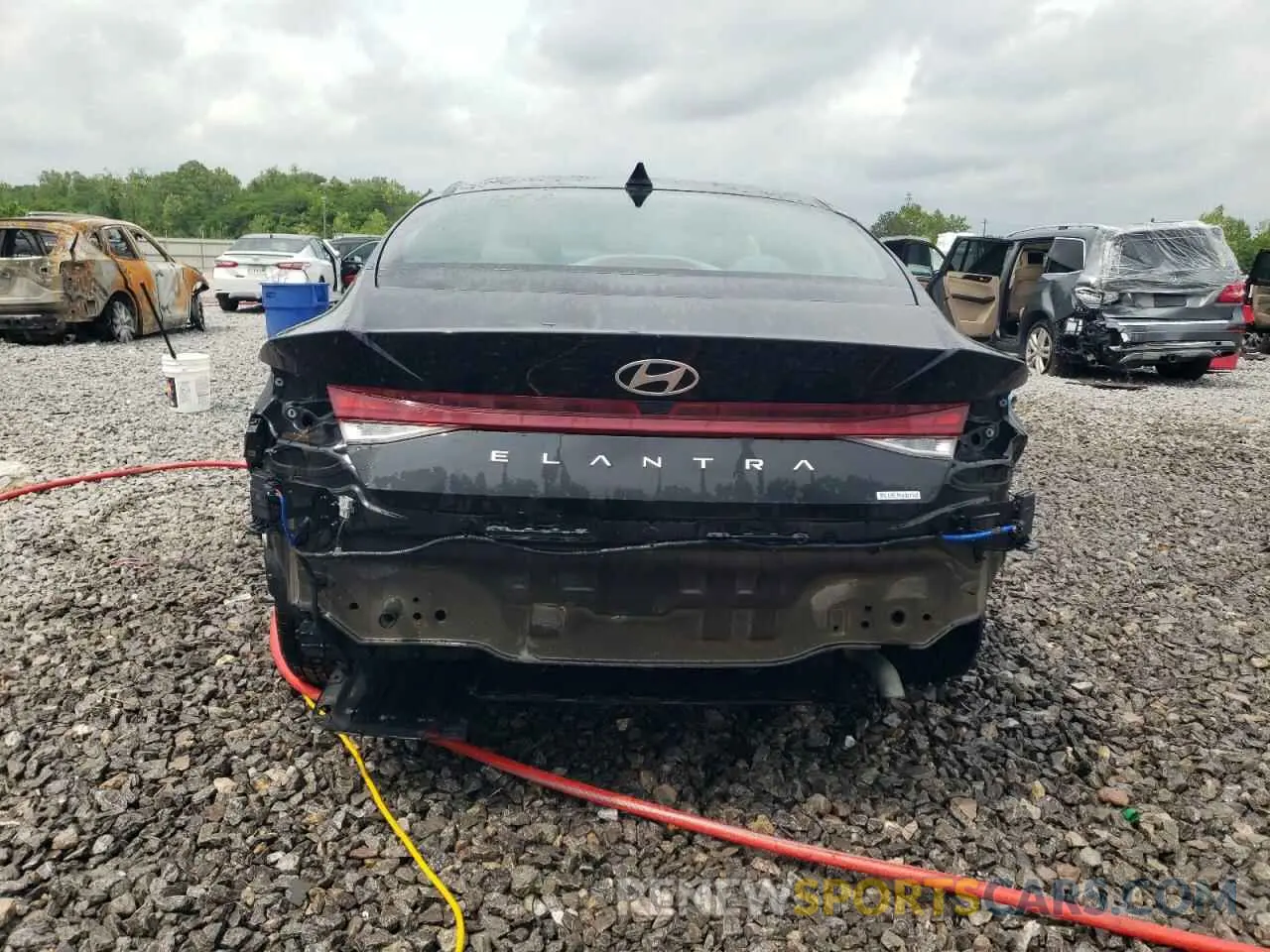 6 fotografías del automóvil dañado KMHLM4DJ1RU101710 HYUNDAI ELANTRA 2024