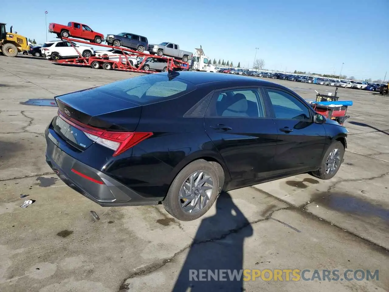 3 fotografías del automóvil dañado KMHLM4DJ2RU102798 HYUNDAI ELANTRA 2024