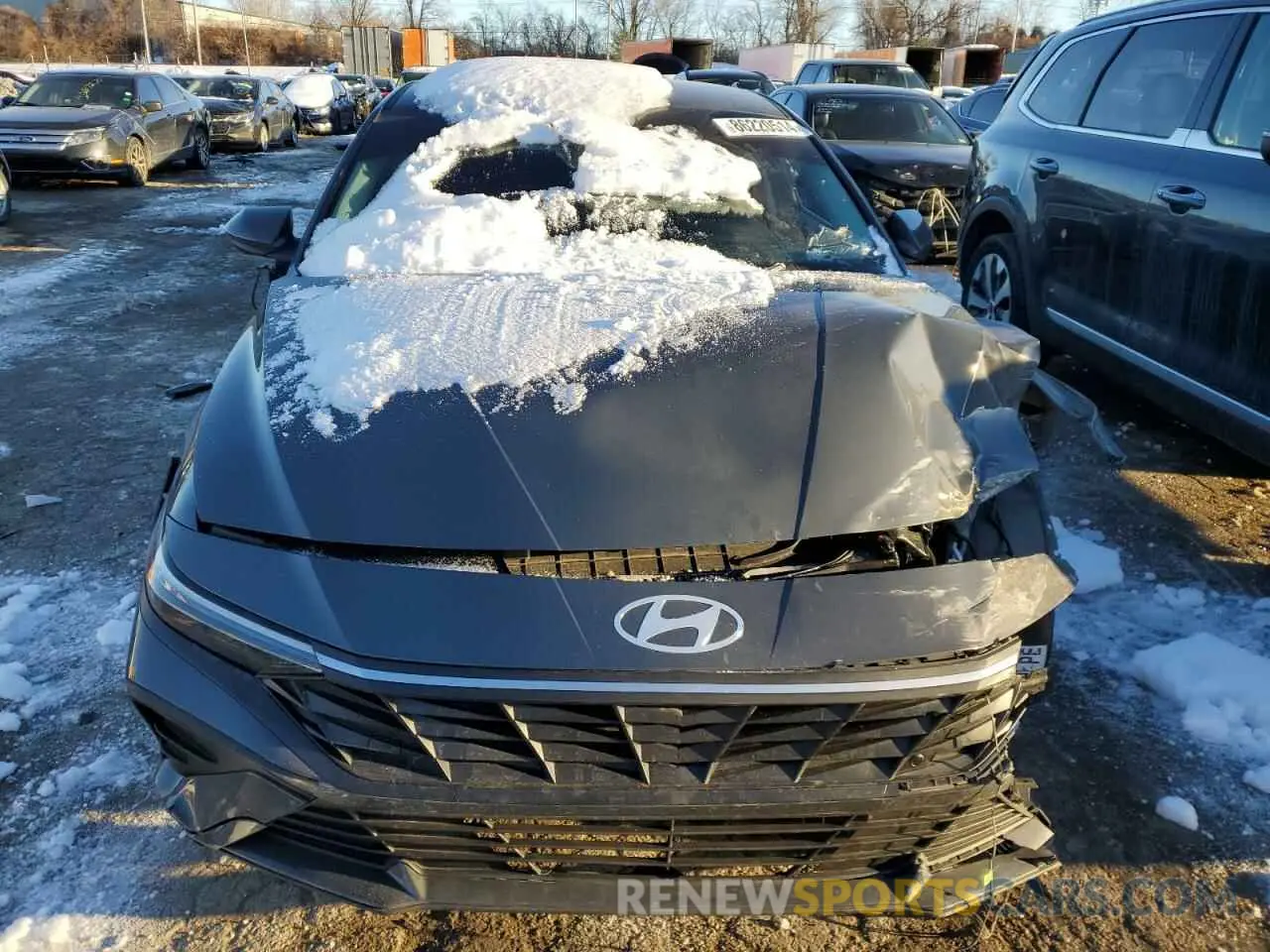 5 fotografías del automóvil dañado KMHLM4DJ2RU110030 HYUNDAI ELANTRA 2024