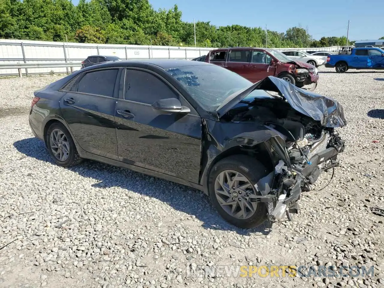 4 fotografías del automóvil dañado KMHLM4DJ4RU093232 HYUNDAI ELANTRA 2024