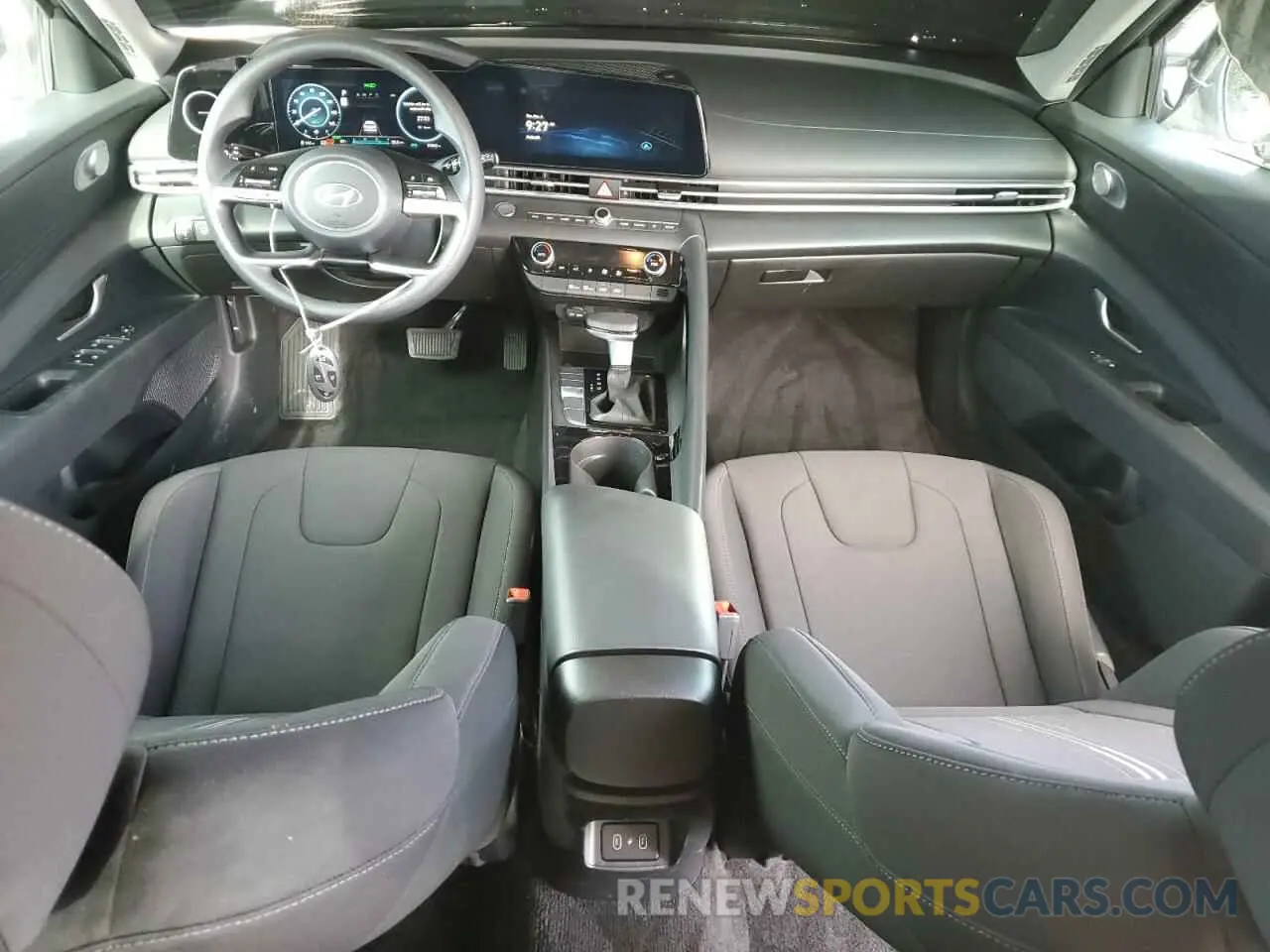 8 fotografías del automóvil dañado KMHLM4DJ5RU113424 HYUNDAI ELANTRA 2024