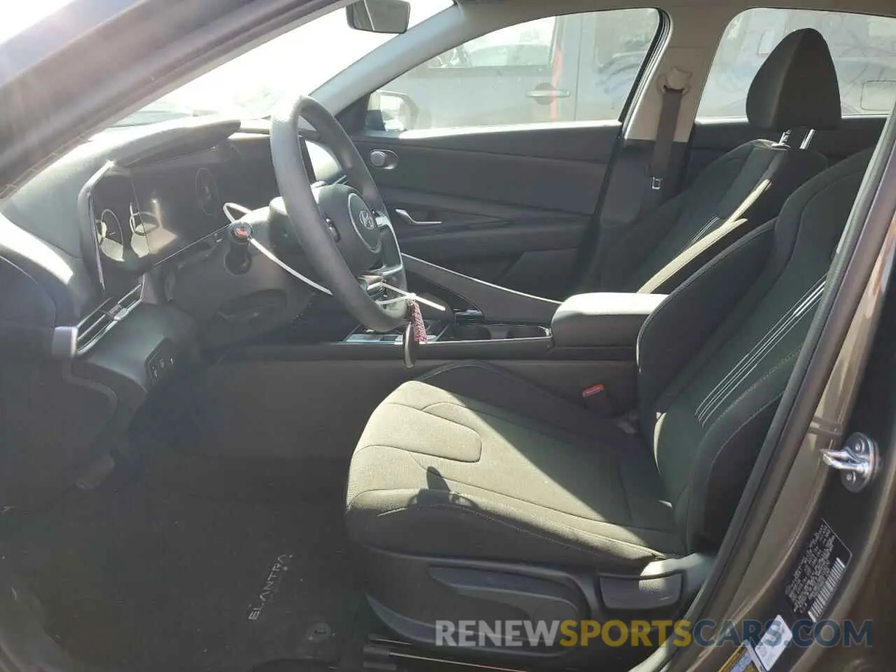 7 fotografías del automóvil dañado KMHLM4DJ6RU109270 HYUNDAI ELANTRA 2024