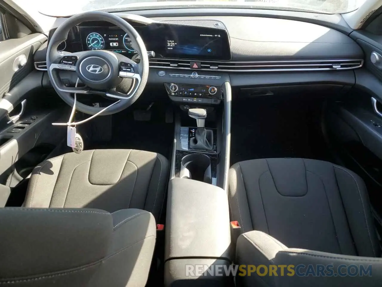 8 fotografías del automóvil dañado KMHLM4DJ6RU109270 HYUNDAI ELANTRA 2024